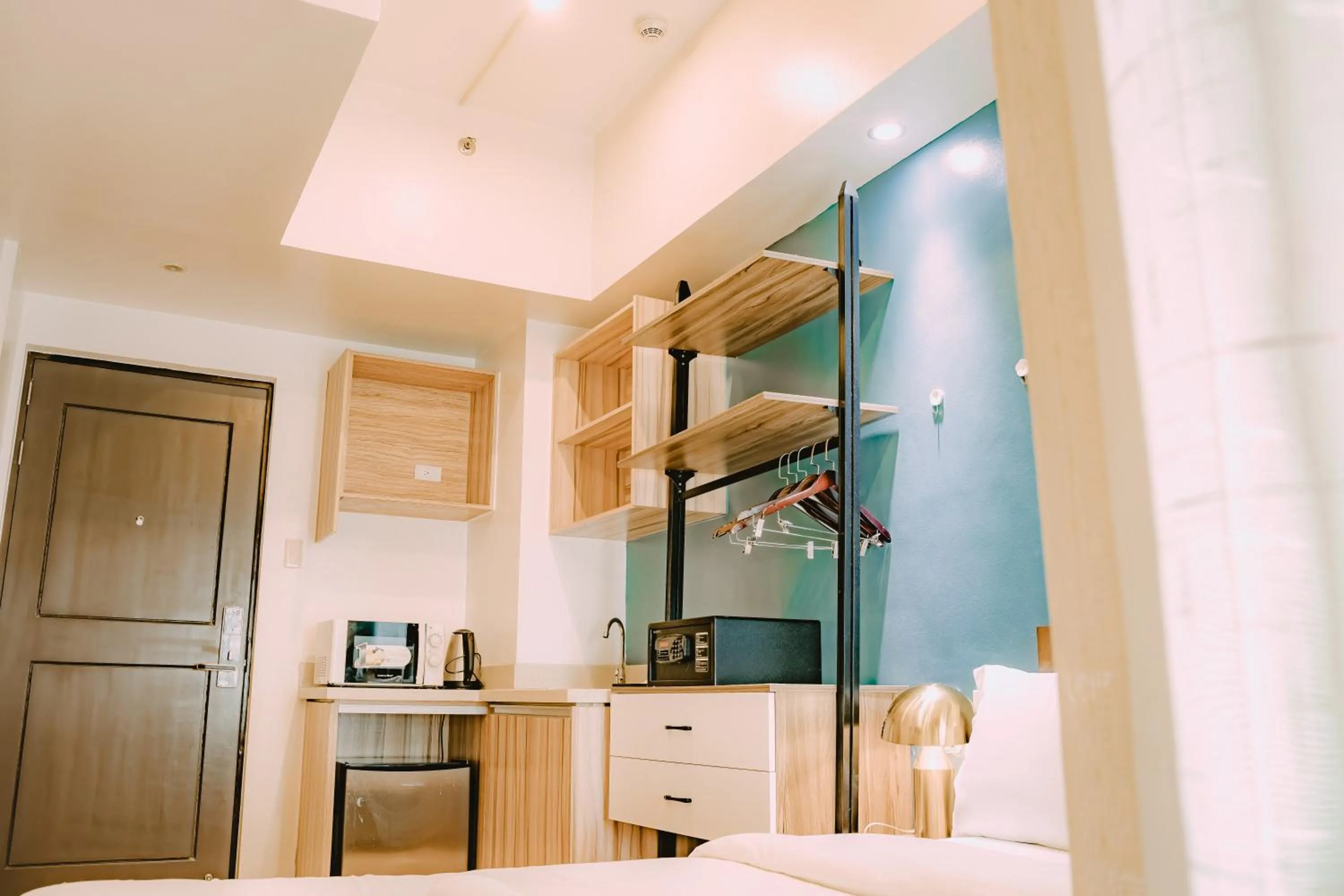 Kitchen or kitchenette in I Suites Hotel Malate