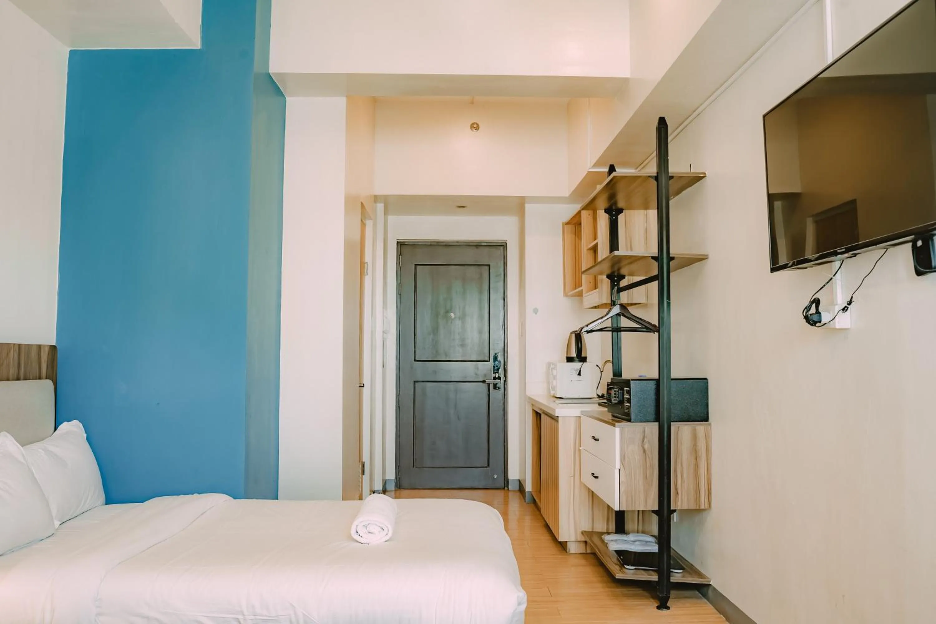 Bedroom, Bed in I Suites Hotel Malate