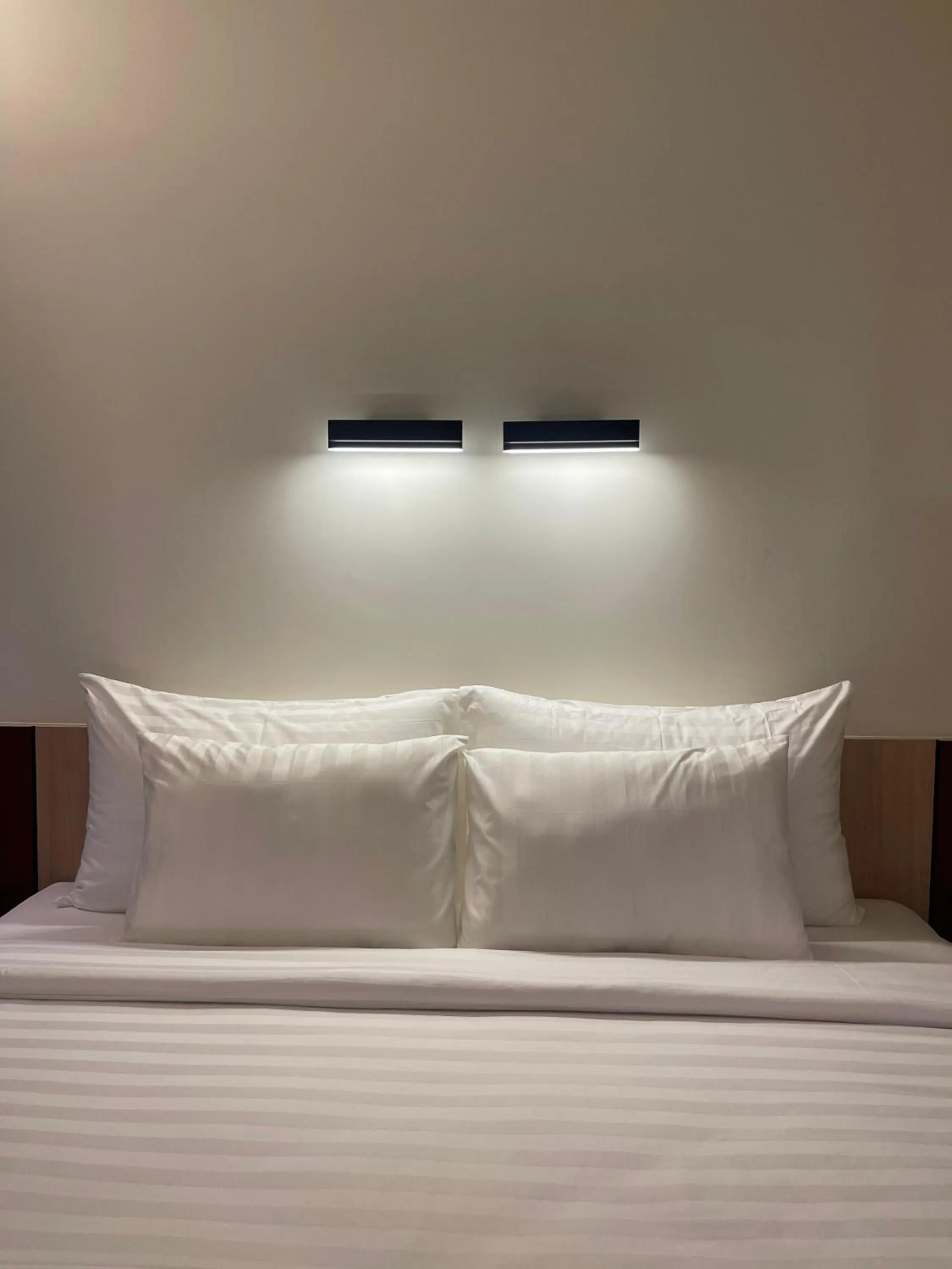 Bed in ATOOI Hotel Alam Sutera