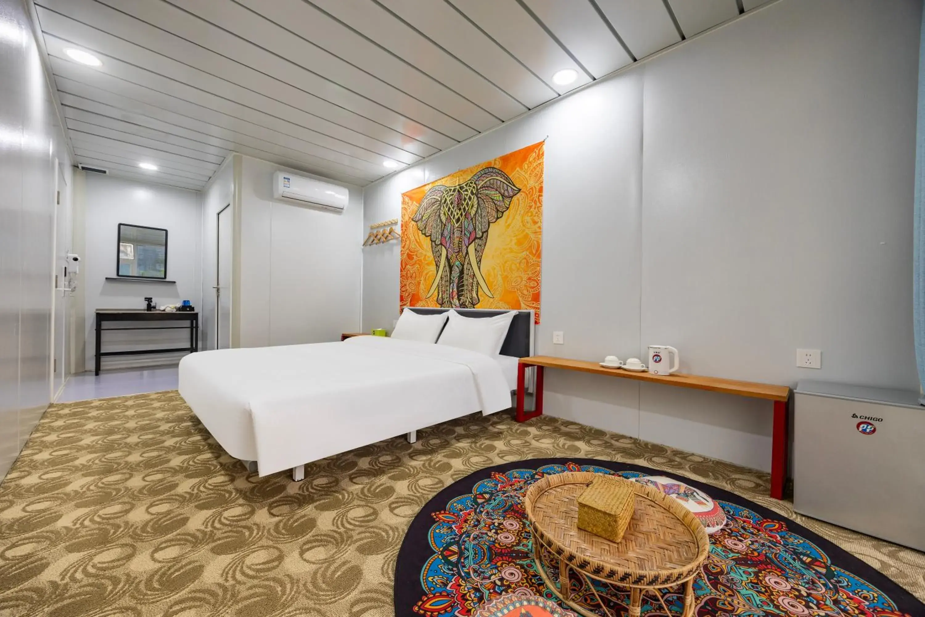 Double Room in Pool Party Hotel Double Room in Pool Party Hotel