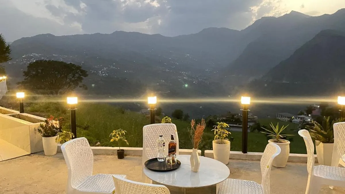 Balcony/Terrace in Yashasvi Himalayan Resort