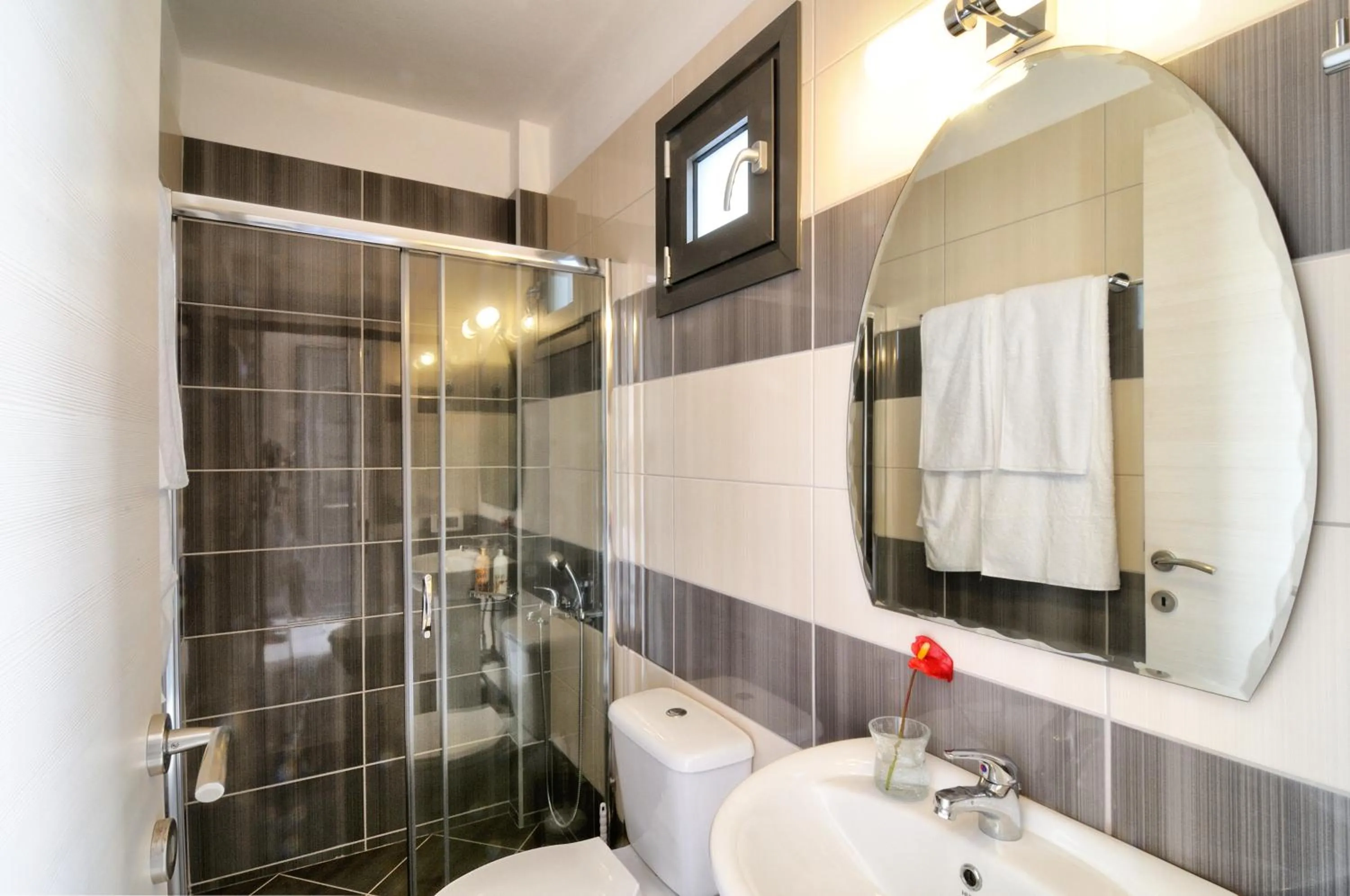 Bathroom in Myrtos Mare Suites