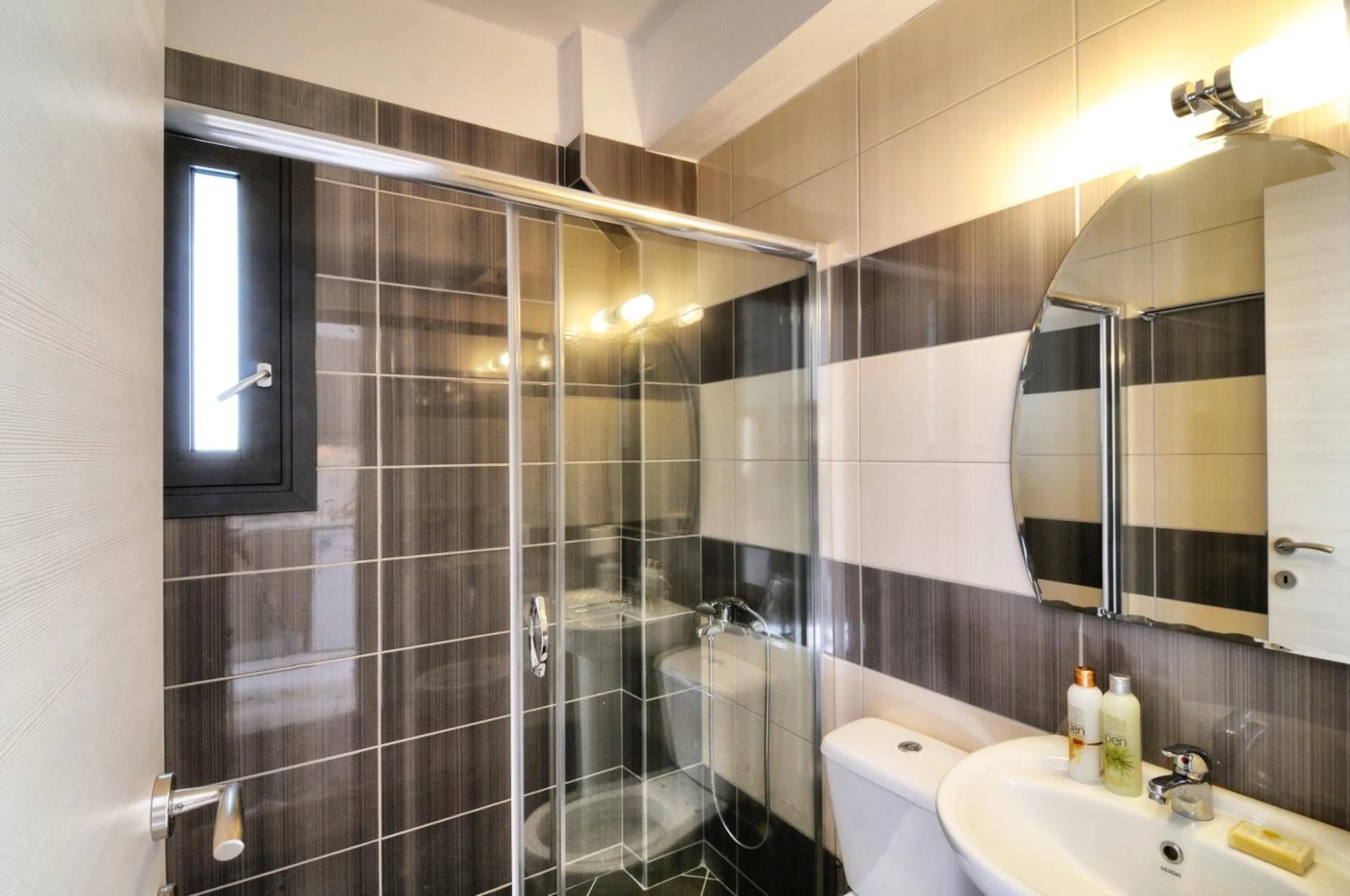 Bathroom in Myrtos Mare Suites