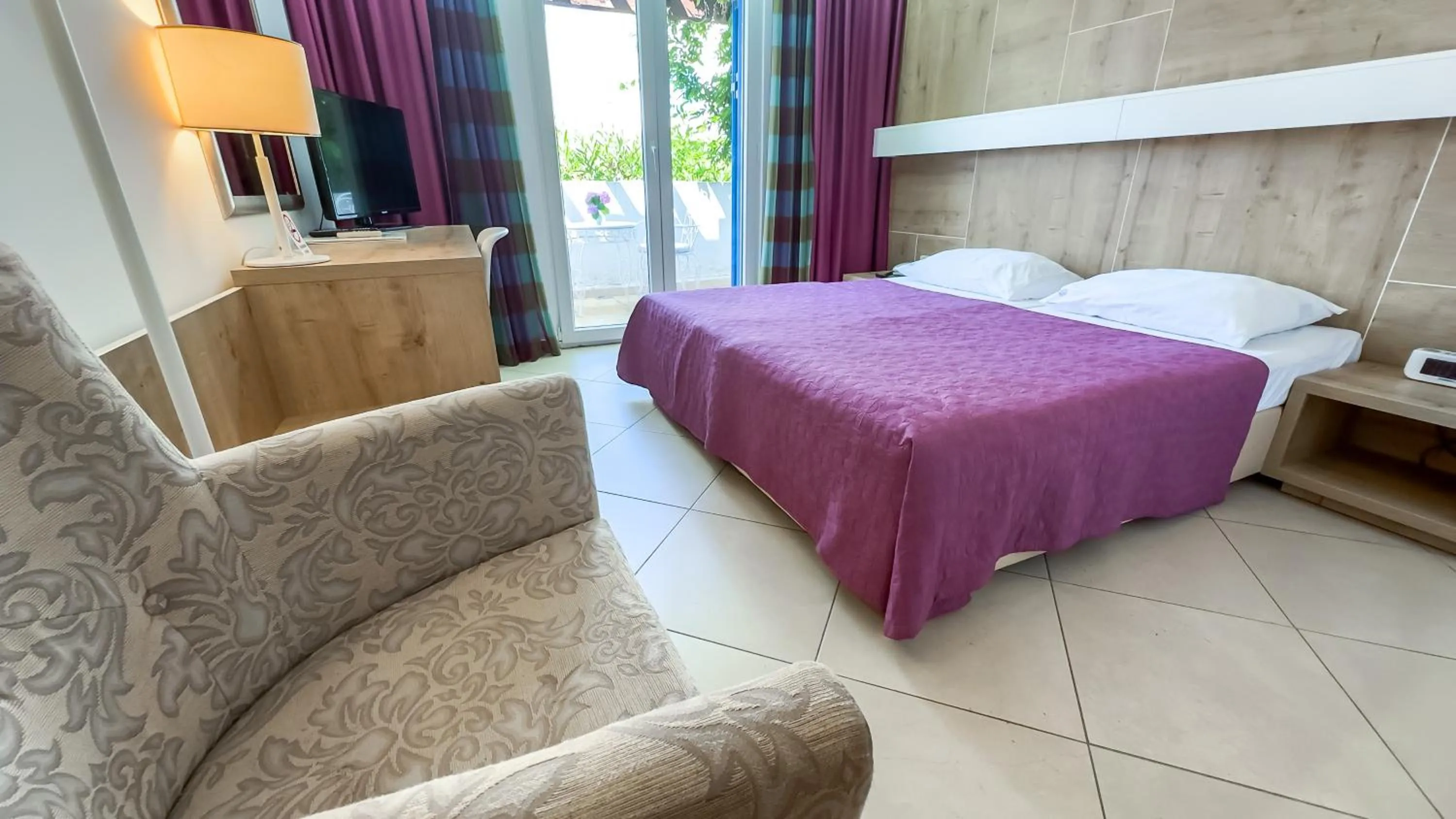 Standard Double or Twin Room with Balcony in Hotel Slovenska Plaza