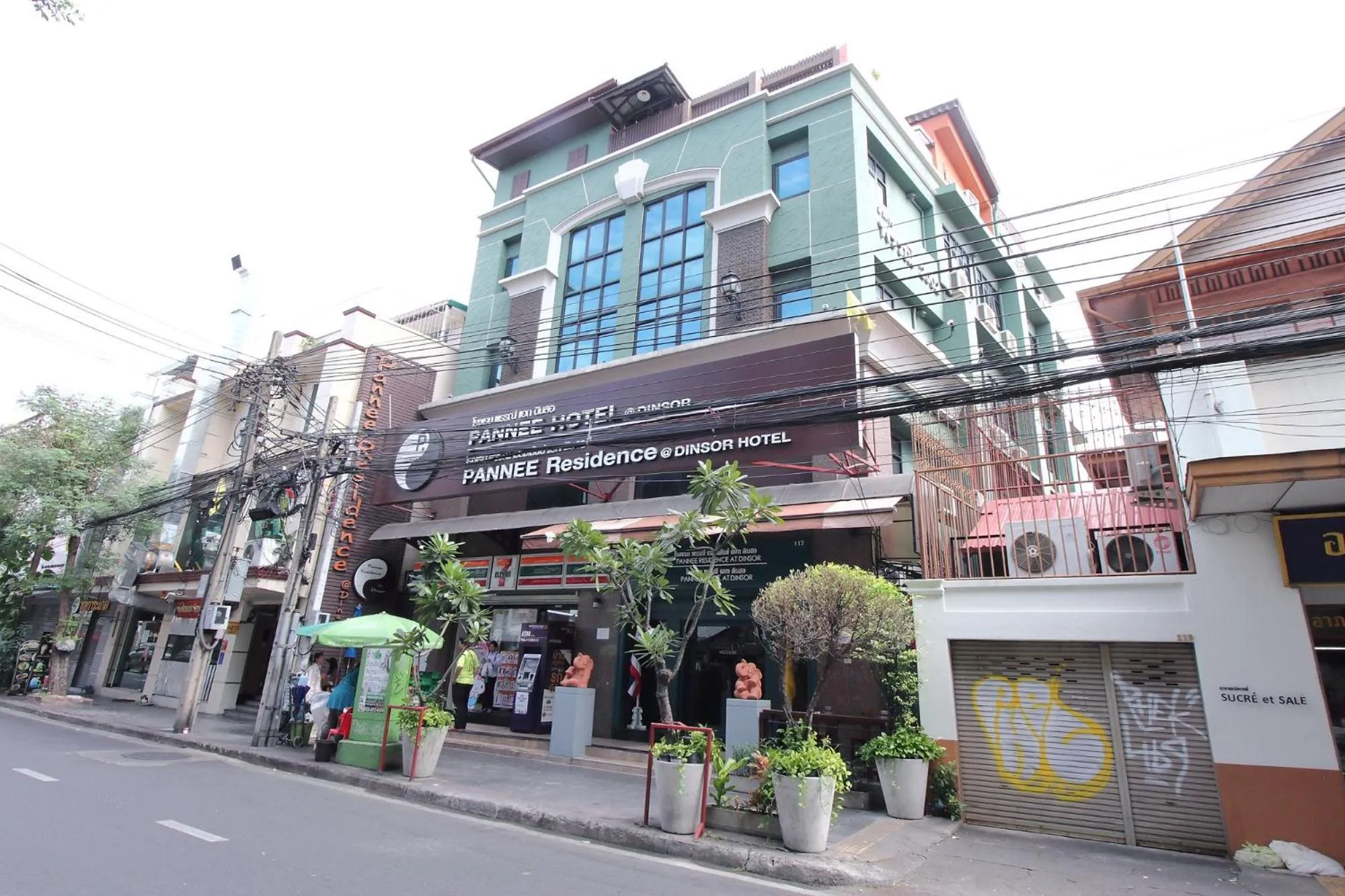 Super OYO 484 Pannee Residence Khaosan Sha Plus