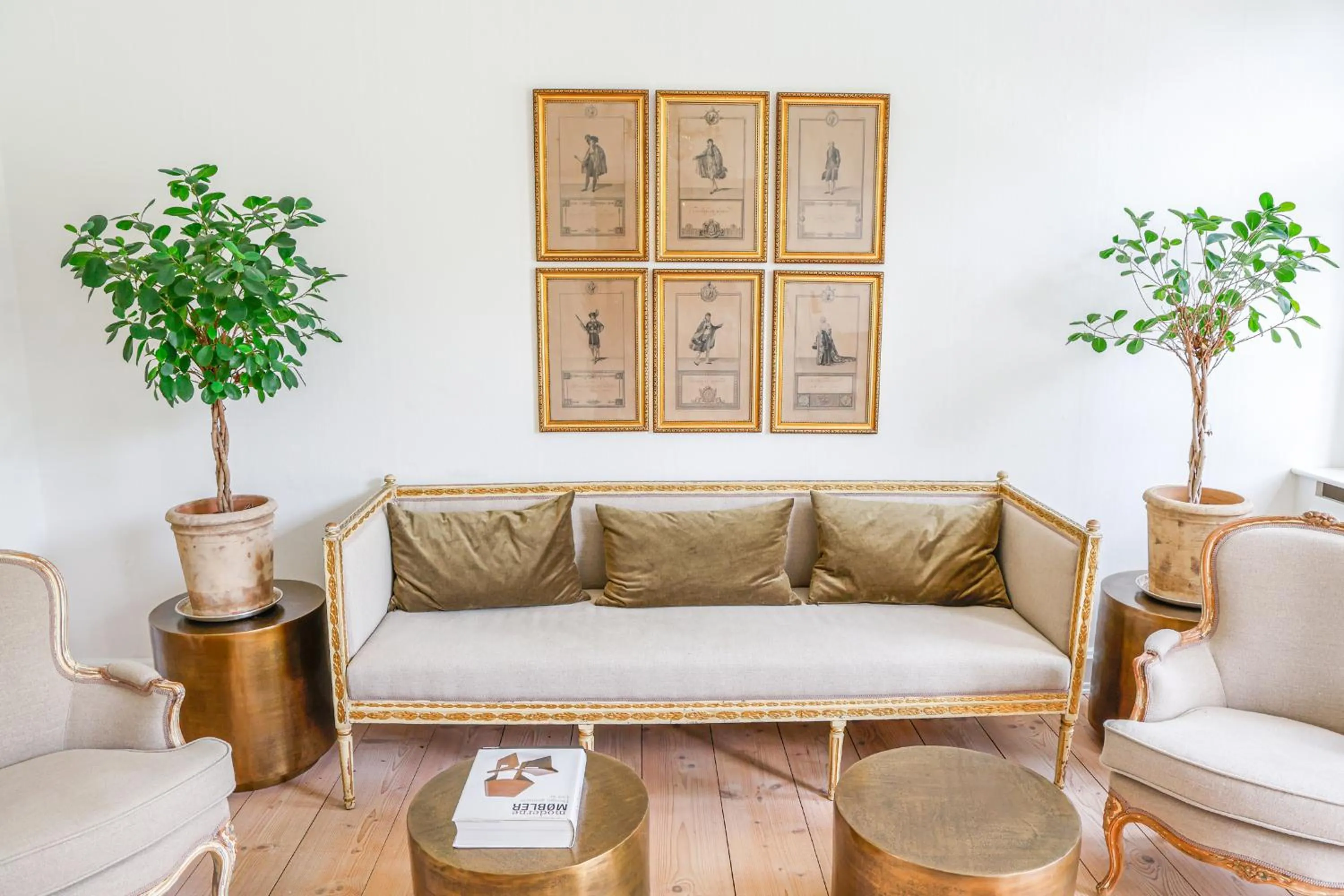 Living room in Lundsgaard Gods Badehotel