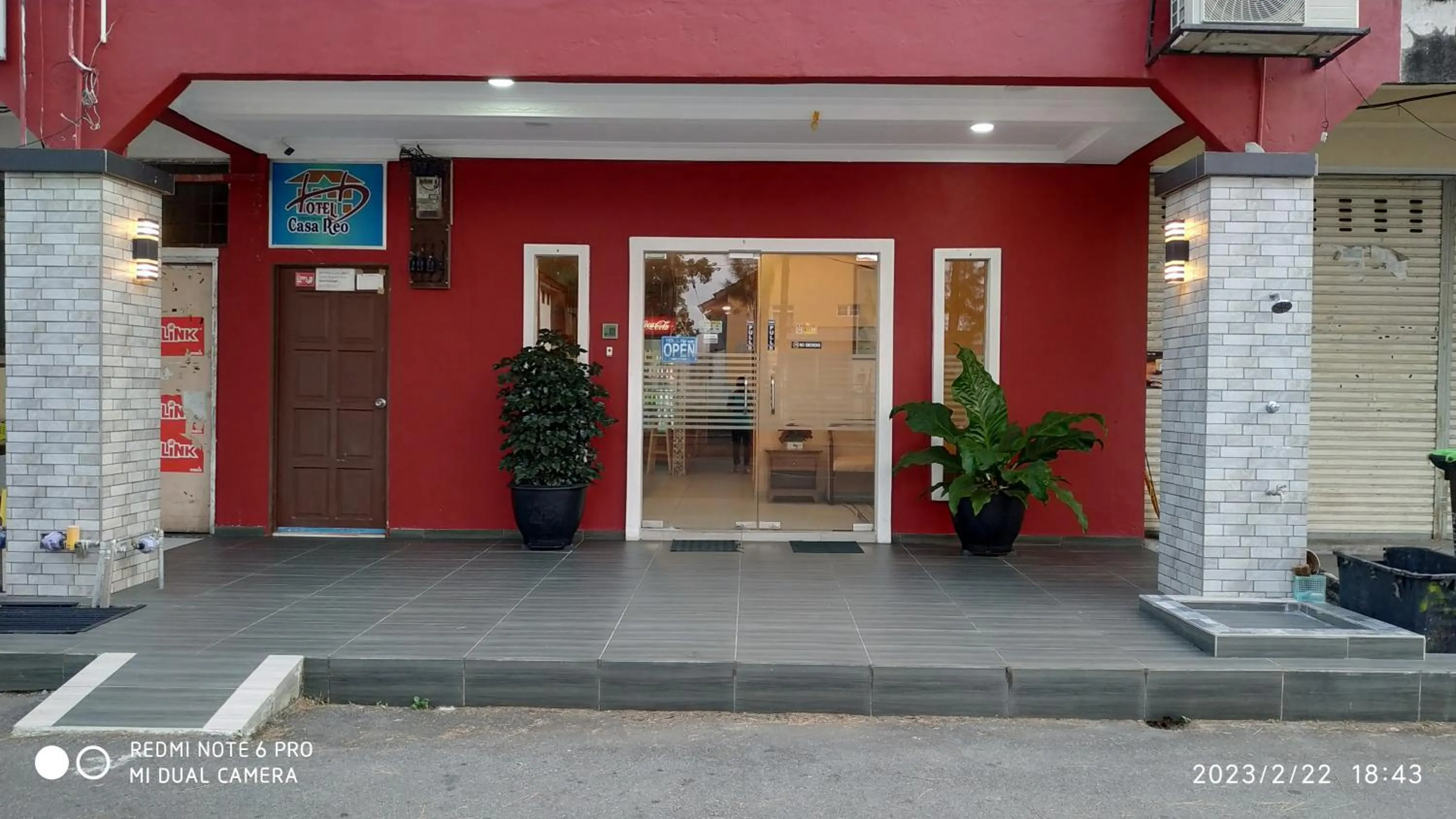 Property building in Hotel Casa Reo