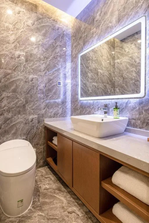 Hongqiao Pujue International Zhongshan Park Metro Station