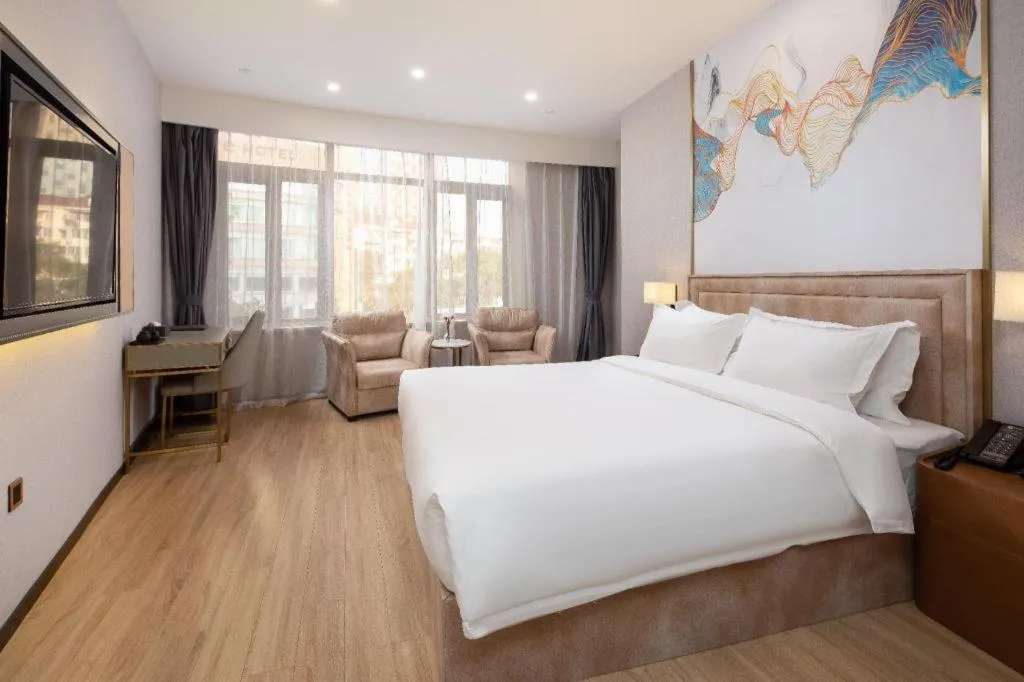 Bed in Hongqiao Pujue International Zhongshan Park Metro Station