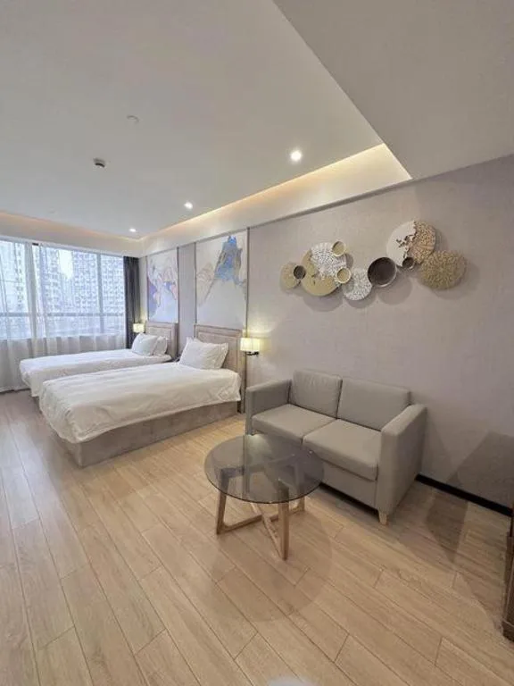 Bed in Hongqiao Pujue International Zhongshan Park Metro Station