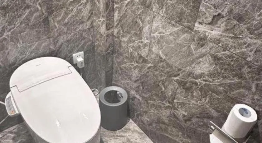 Hongqiao Pujue International Zhongshan Park Metro Station