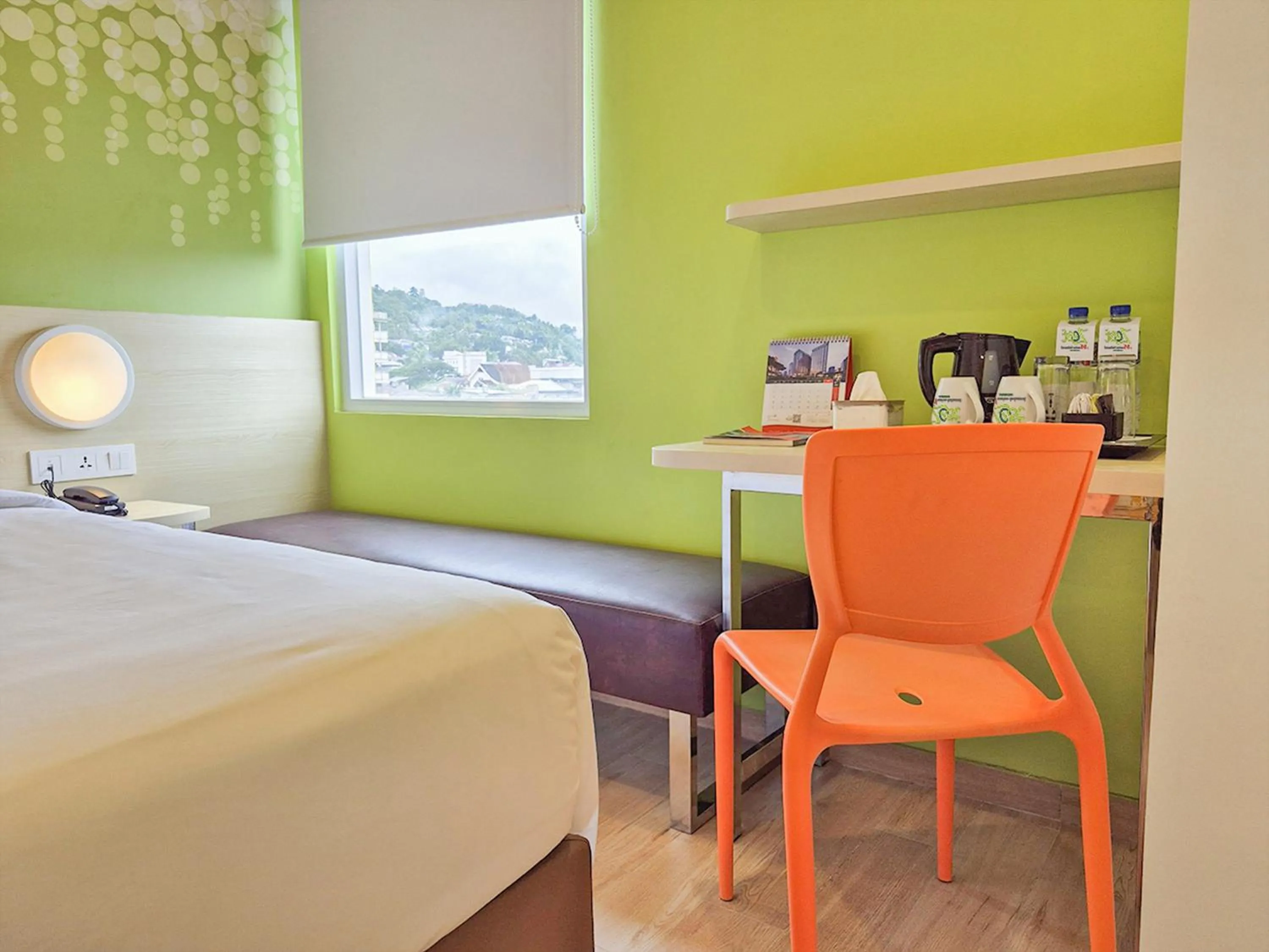 Coffee/tea facilities, Bed in Zest Ambon by Swiss-Belhotel International