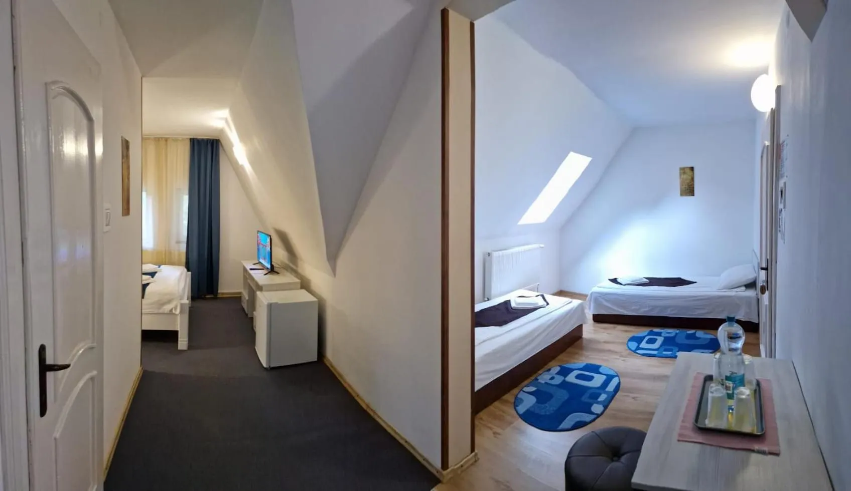 Bed in Pensiunea Happy Inn