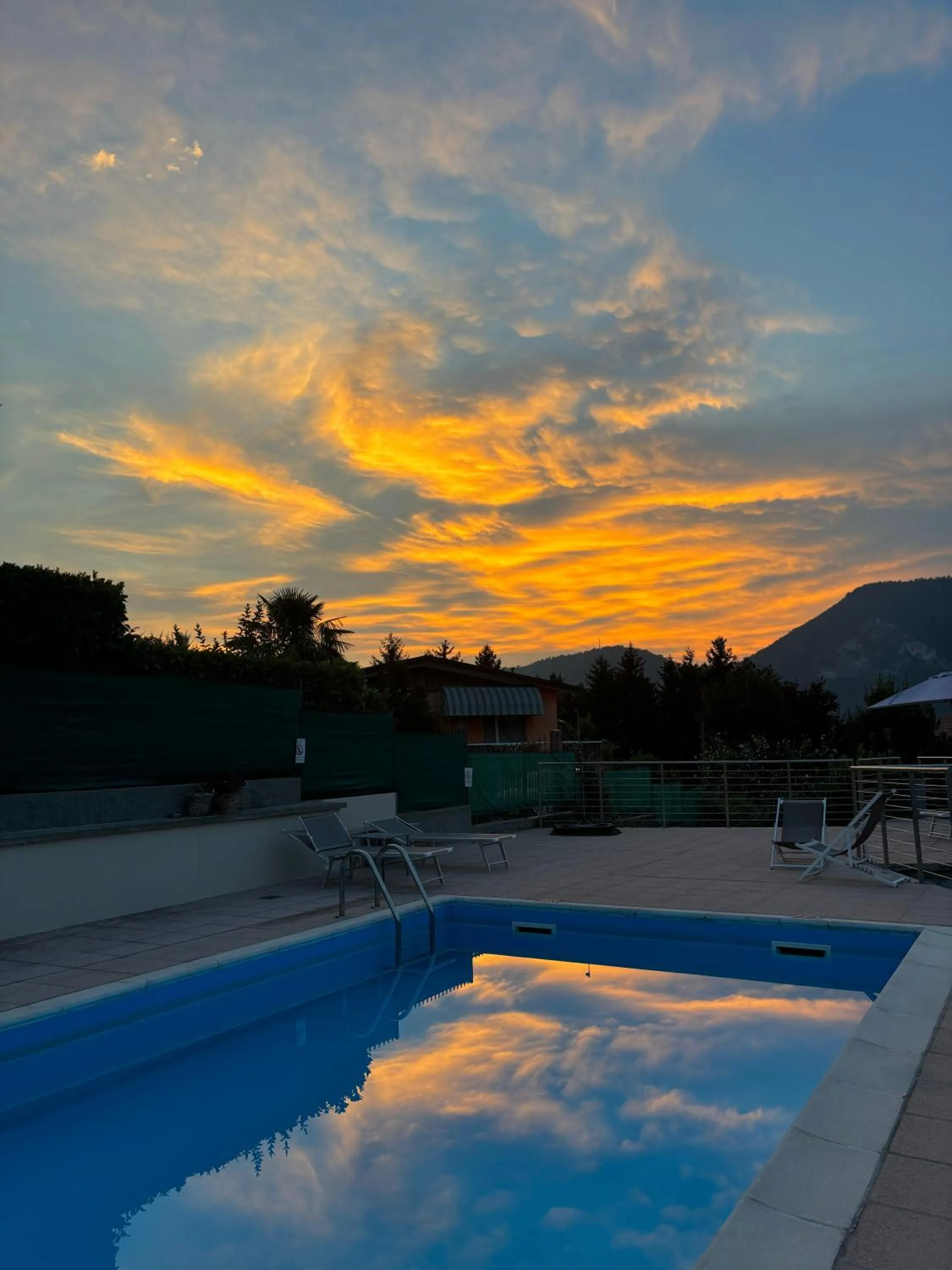 Swimming pool in B&B Panorama Iseo