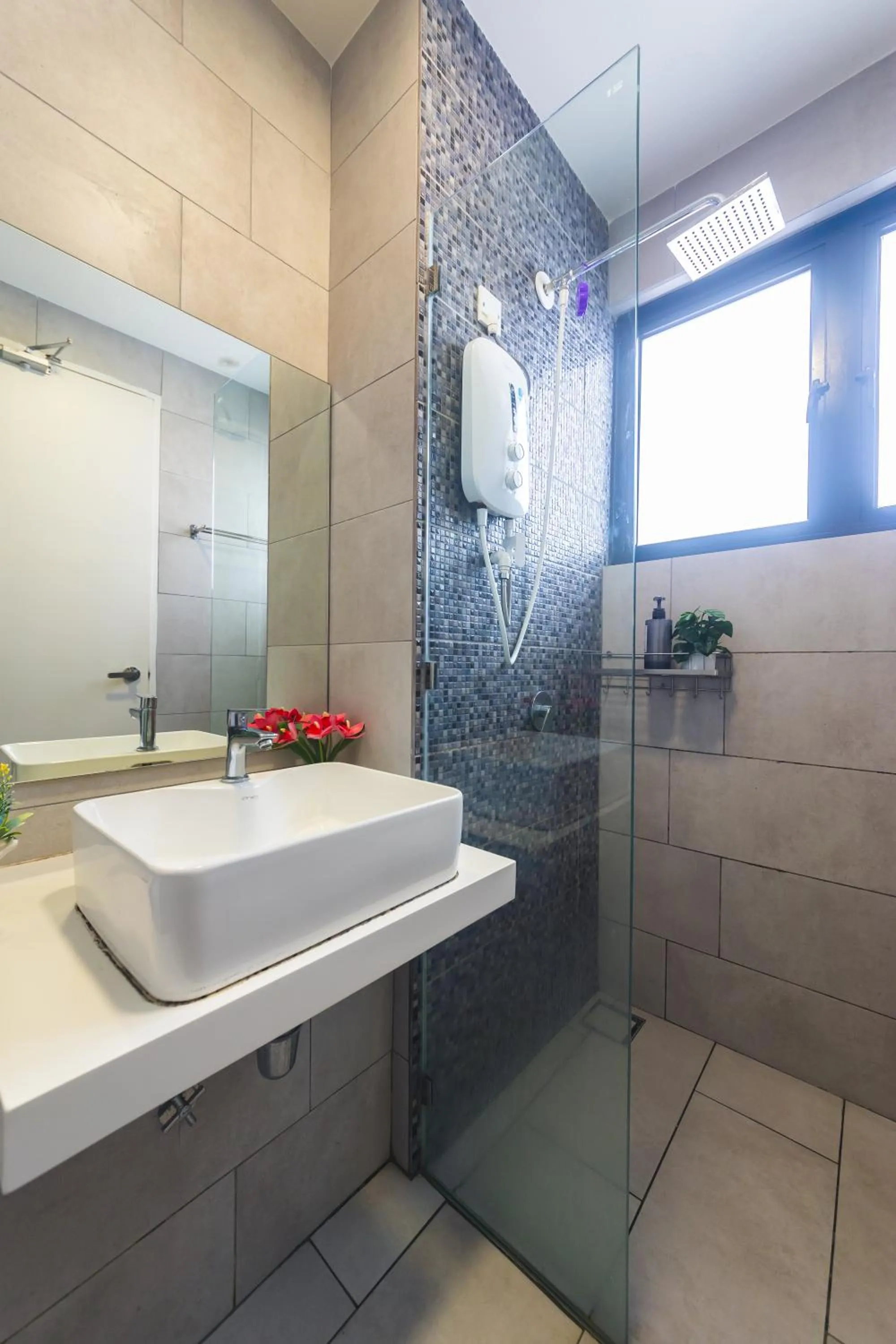 5StarPanda Seaview Suites at The Shore Kota Kinabalu