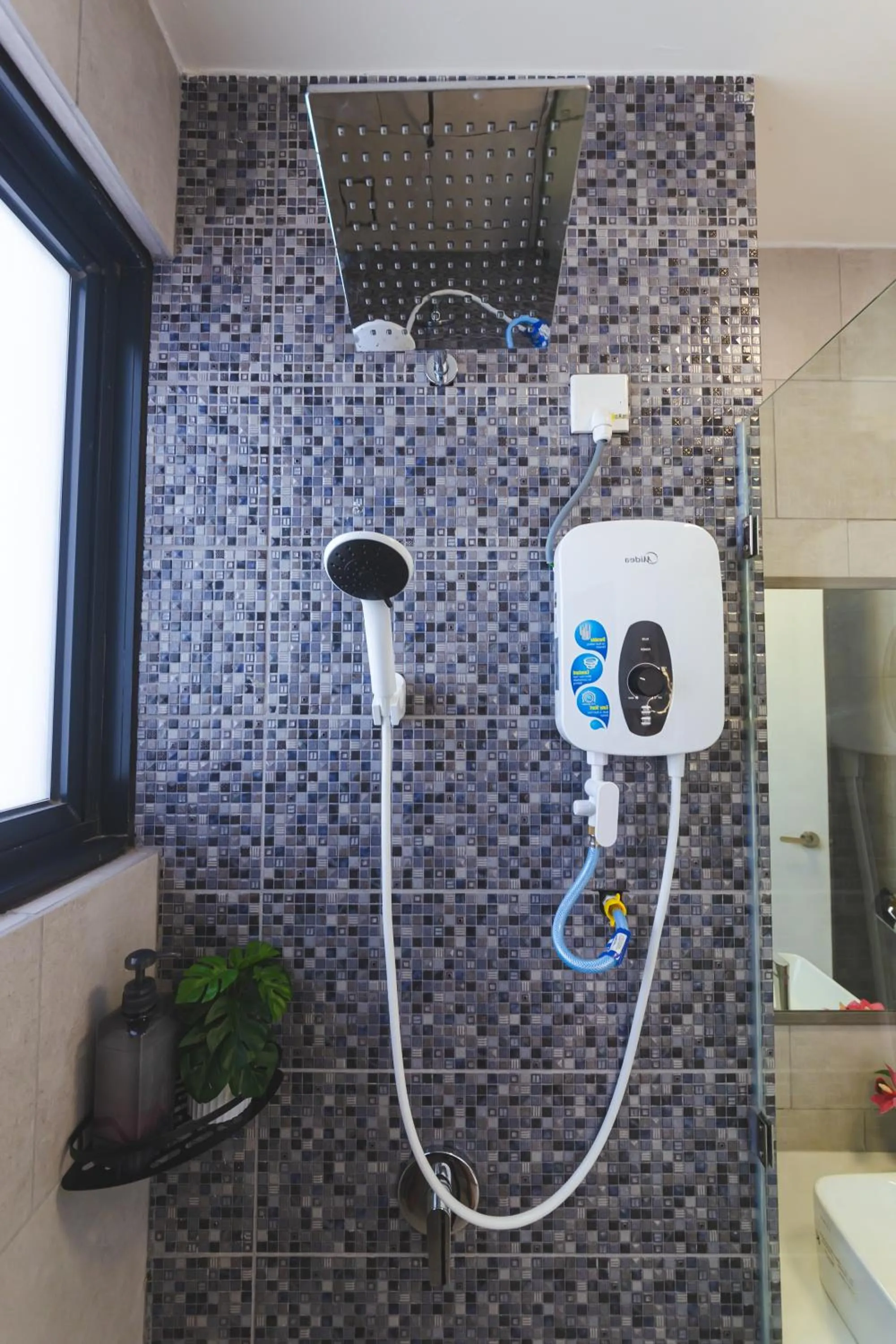 5StarPanda Seaview Suites at The Shore Kota Kinabalu