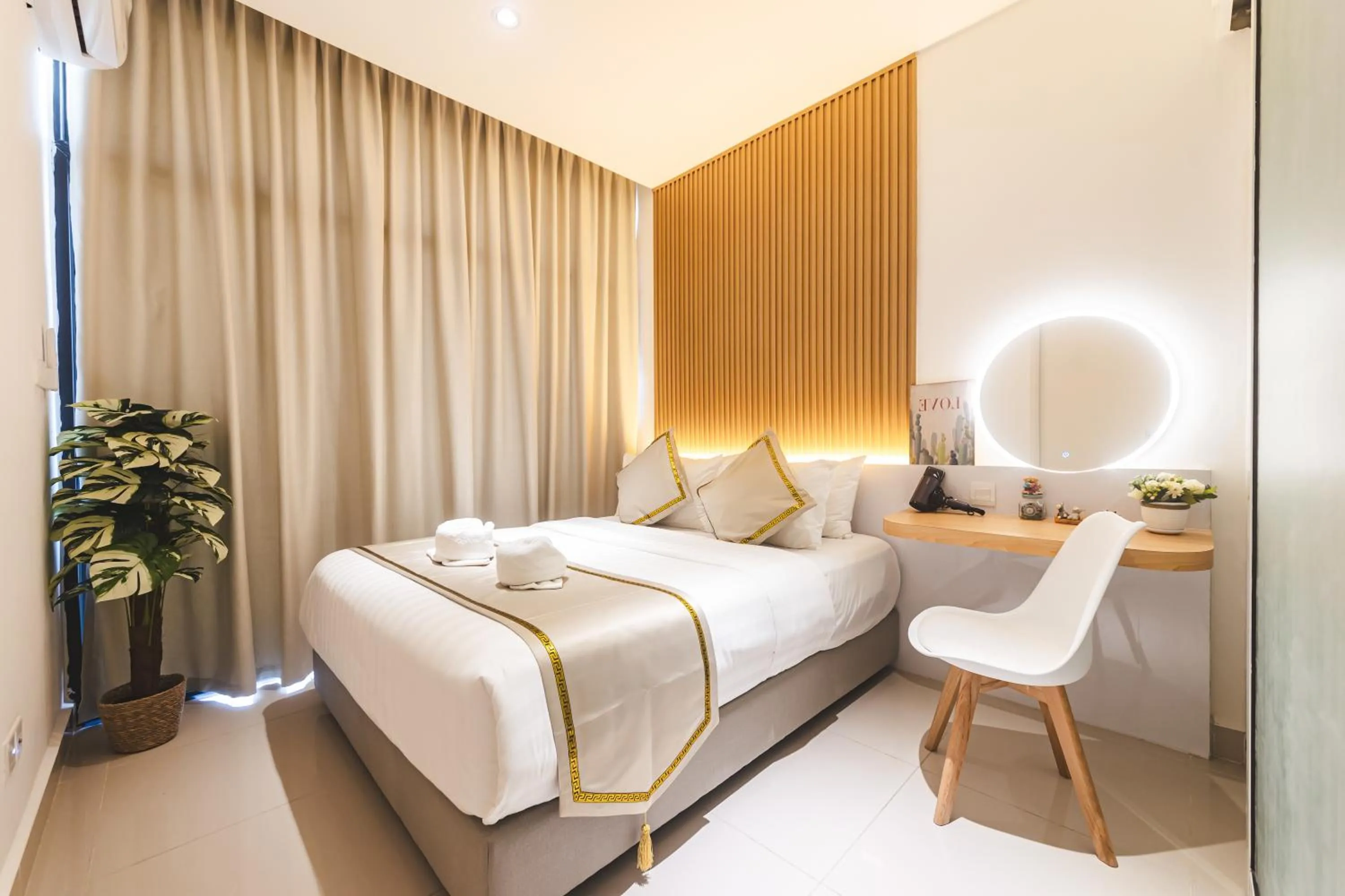 Bed in 5StarPanda Seaview Suites at The Shore Kota Kinabalu