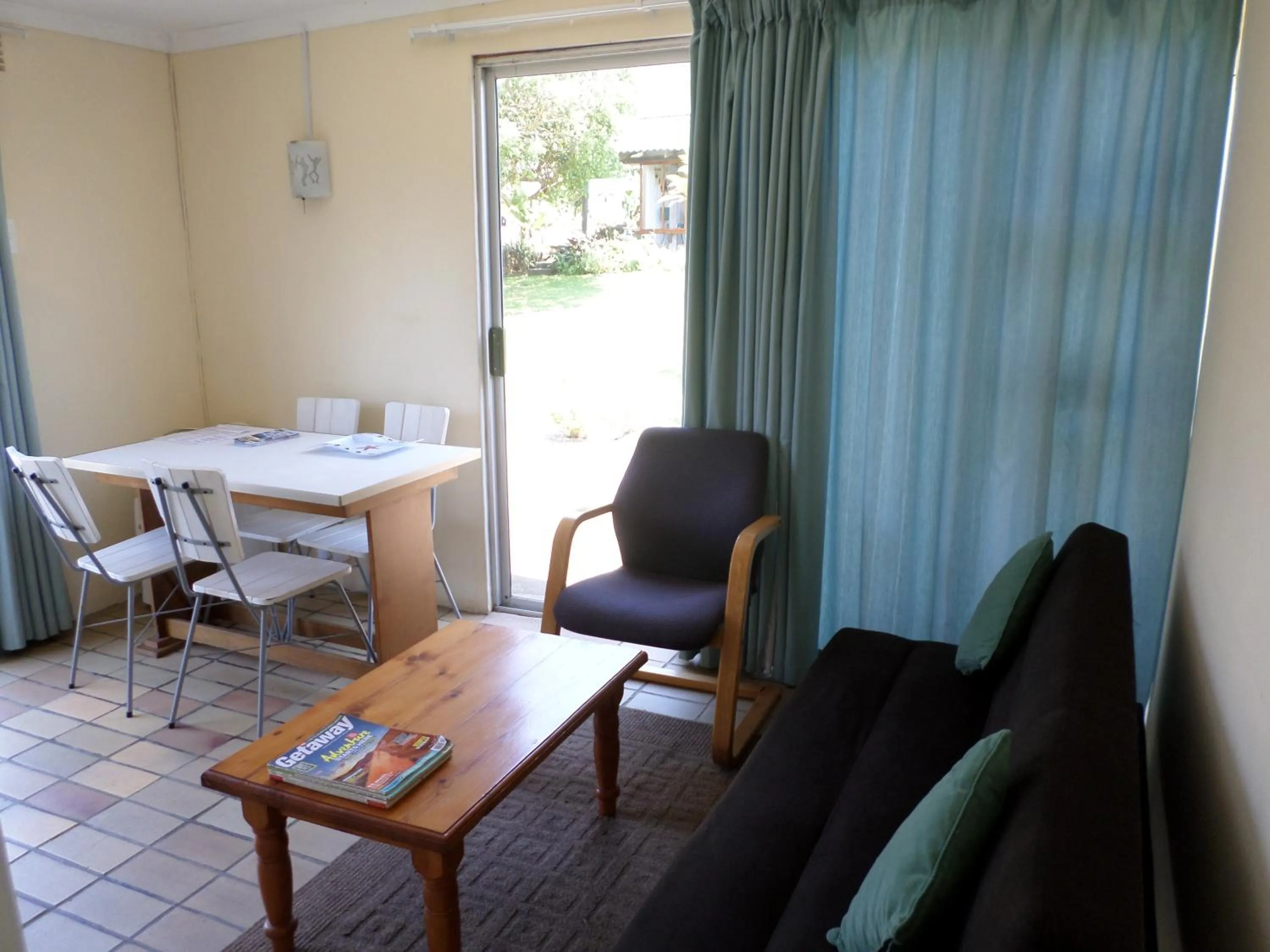 Living room in Geckos B&B and Self-catering