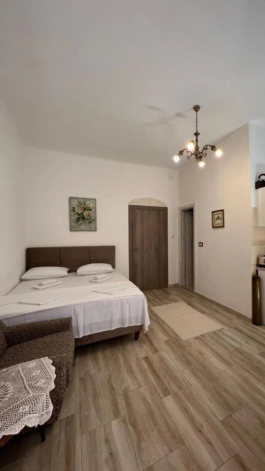 Triple Room with View in Royal House