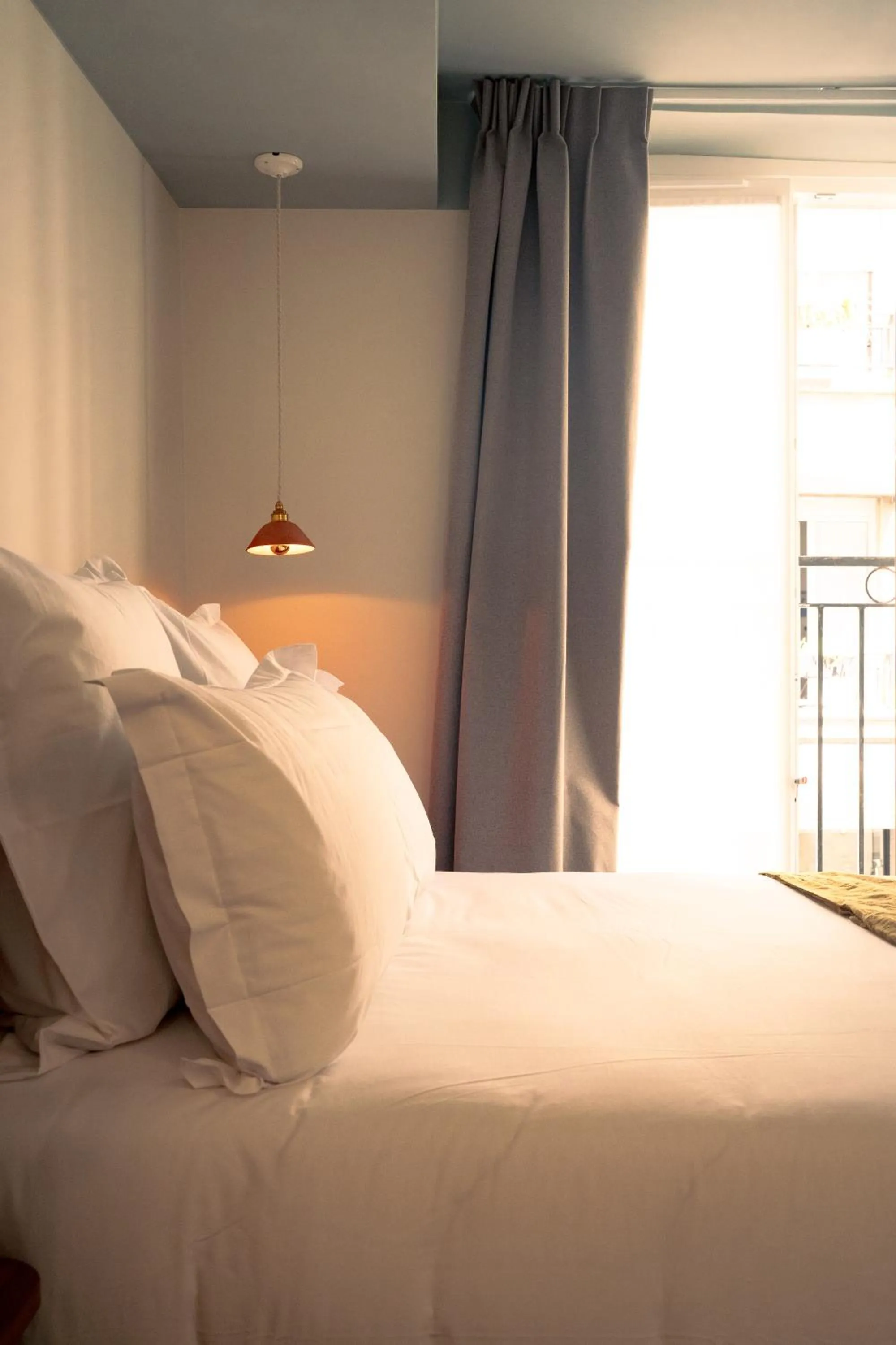 Photo of the whole room, Bed in LALA Hôtel