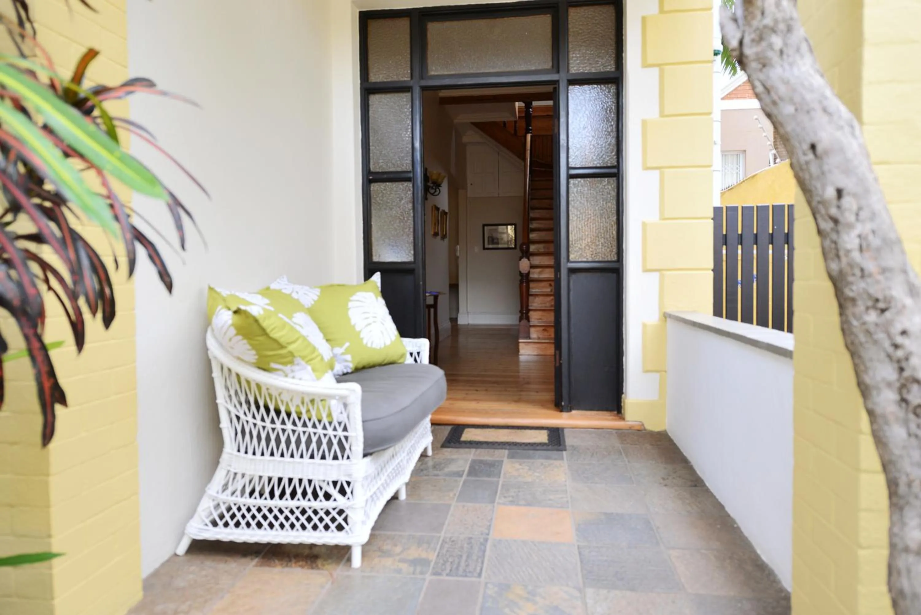 Facade/entrance in Madeline Grove Bed & Breakfast