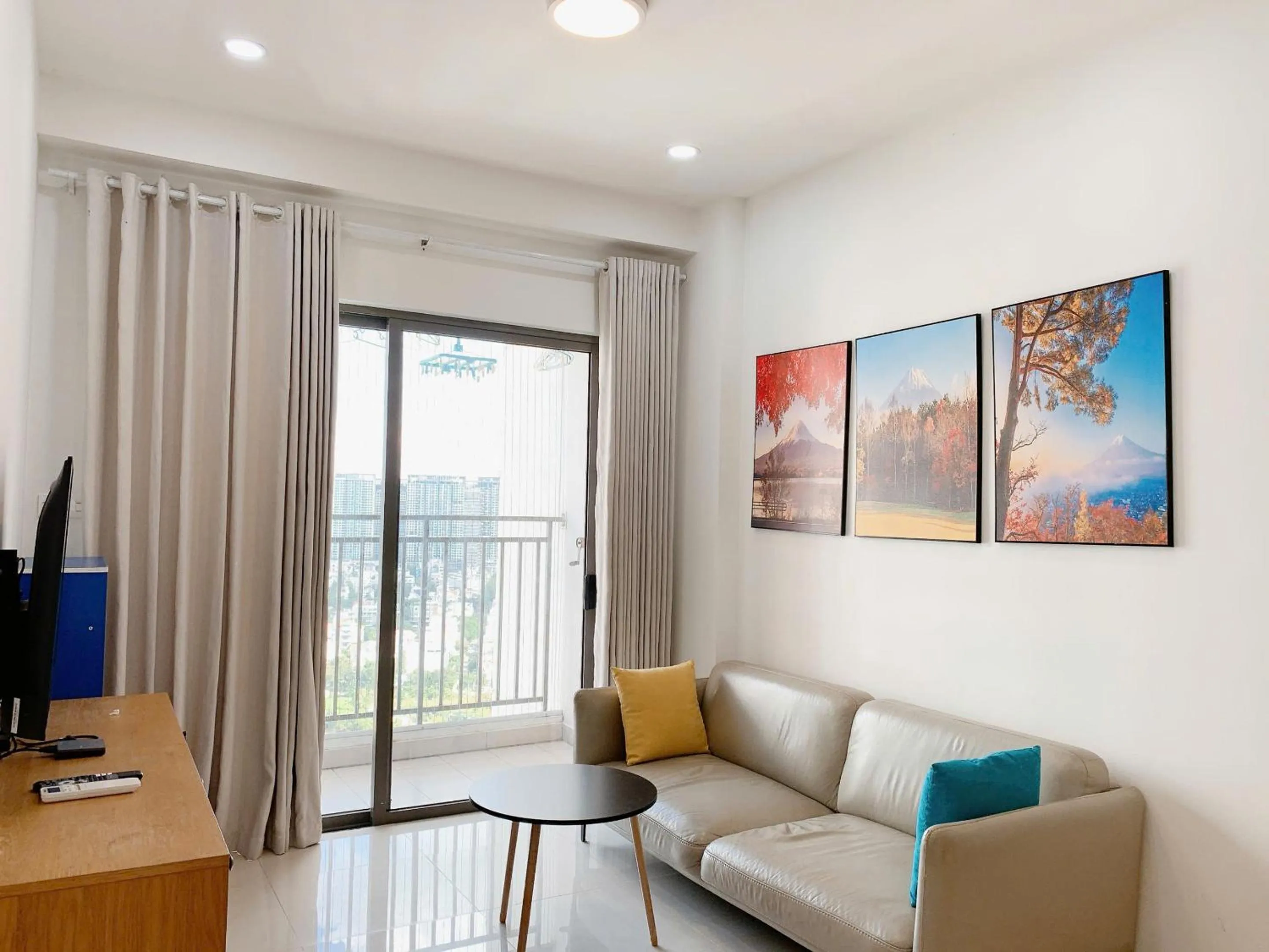 TV and multimedia in The Sun Avenue Serviced Apartment