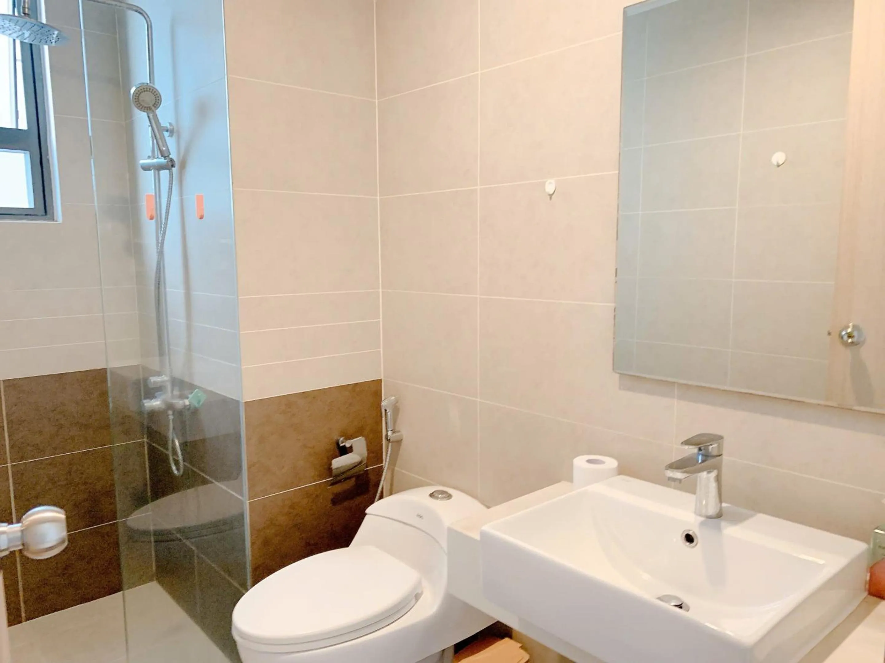 Shower in The Sun Avenue Serviced Apartment
