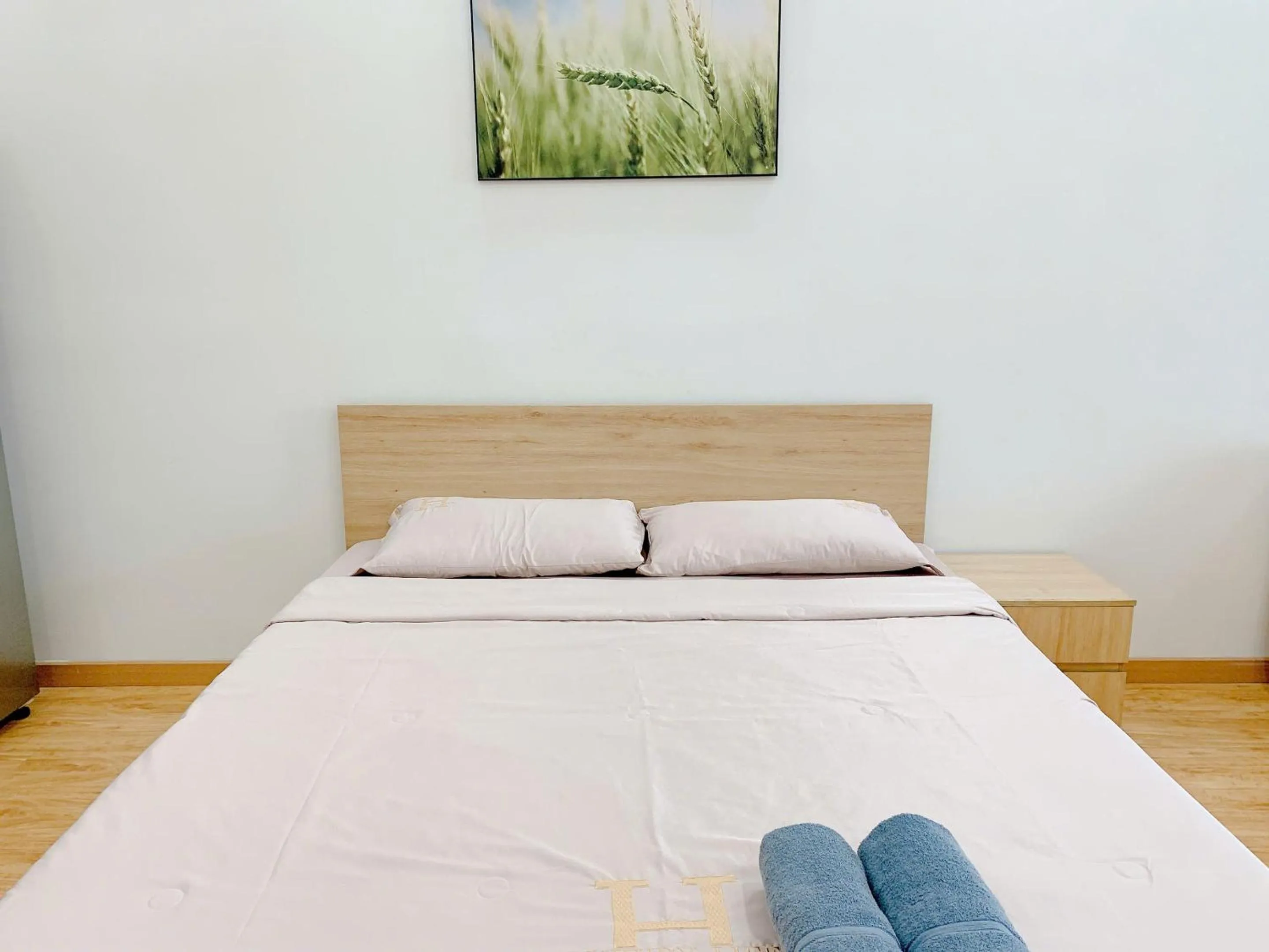 Bed in The Sun Avenue Serviced Apartment