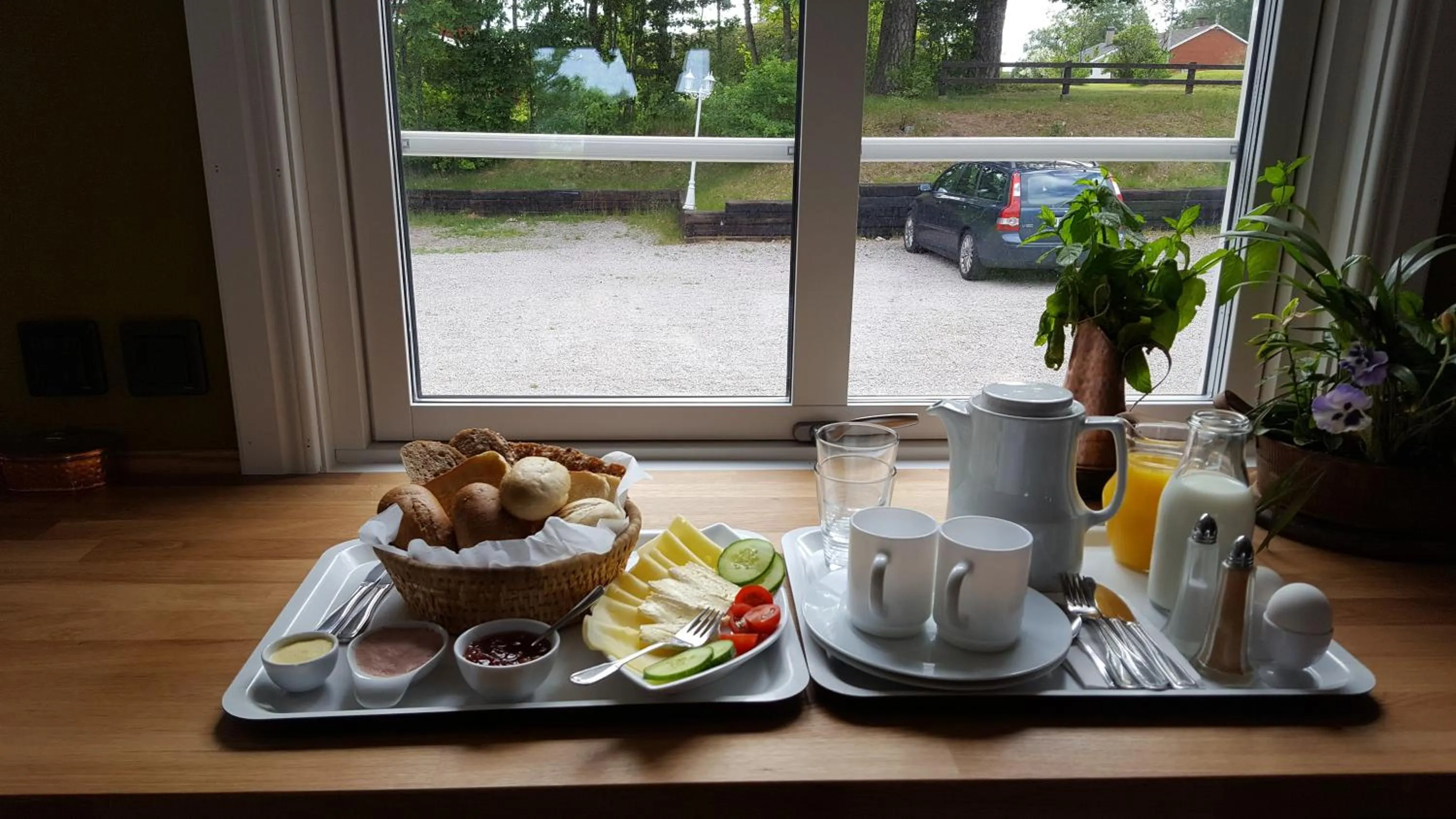 Breakfast in Bolmsö B&B