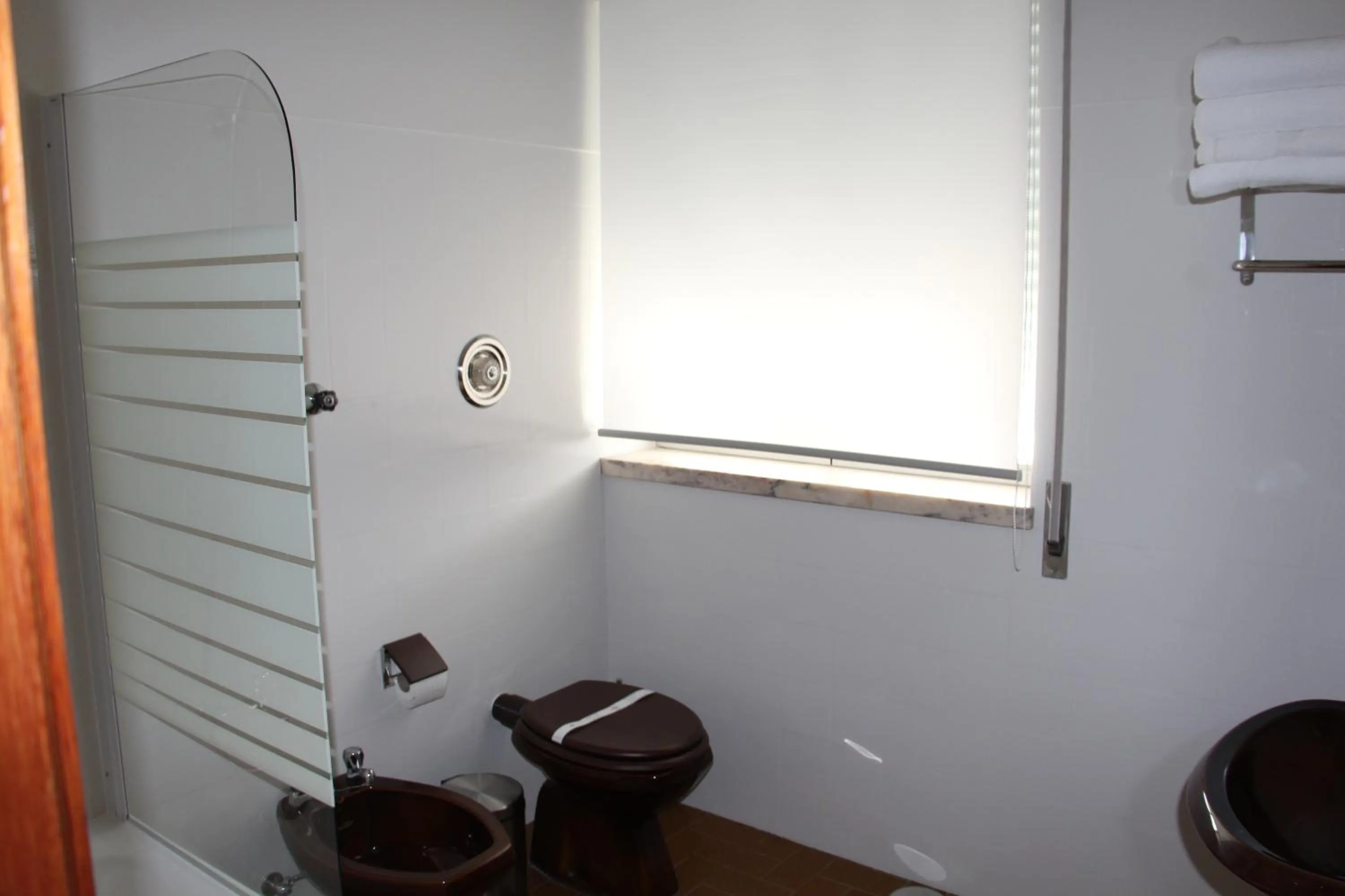 Bathroom in Hotel Vila Esteves