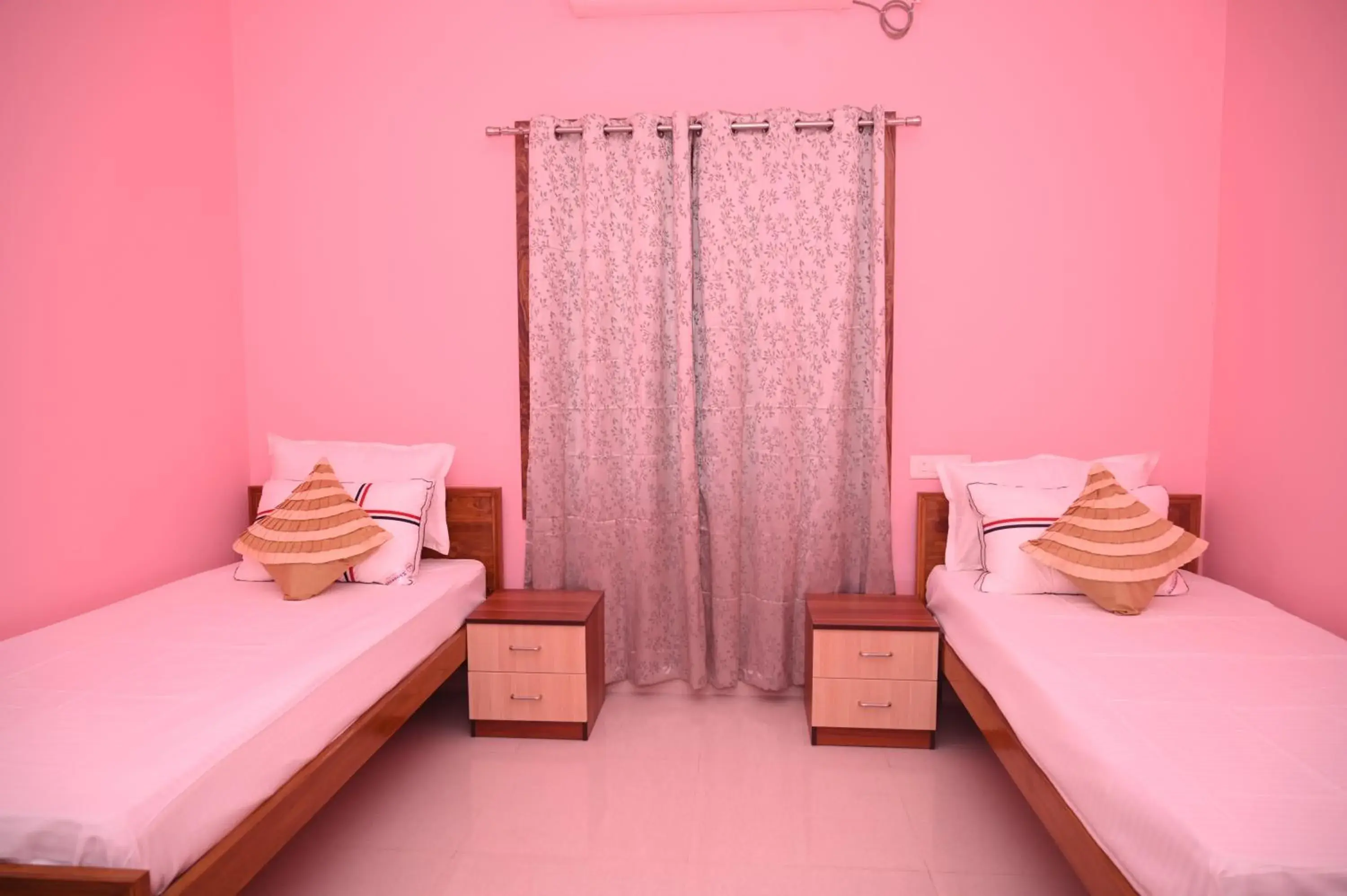 Superior Double or Twin Room in Moon Guest House Superior Double or Twin Room in Moon Guest House