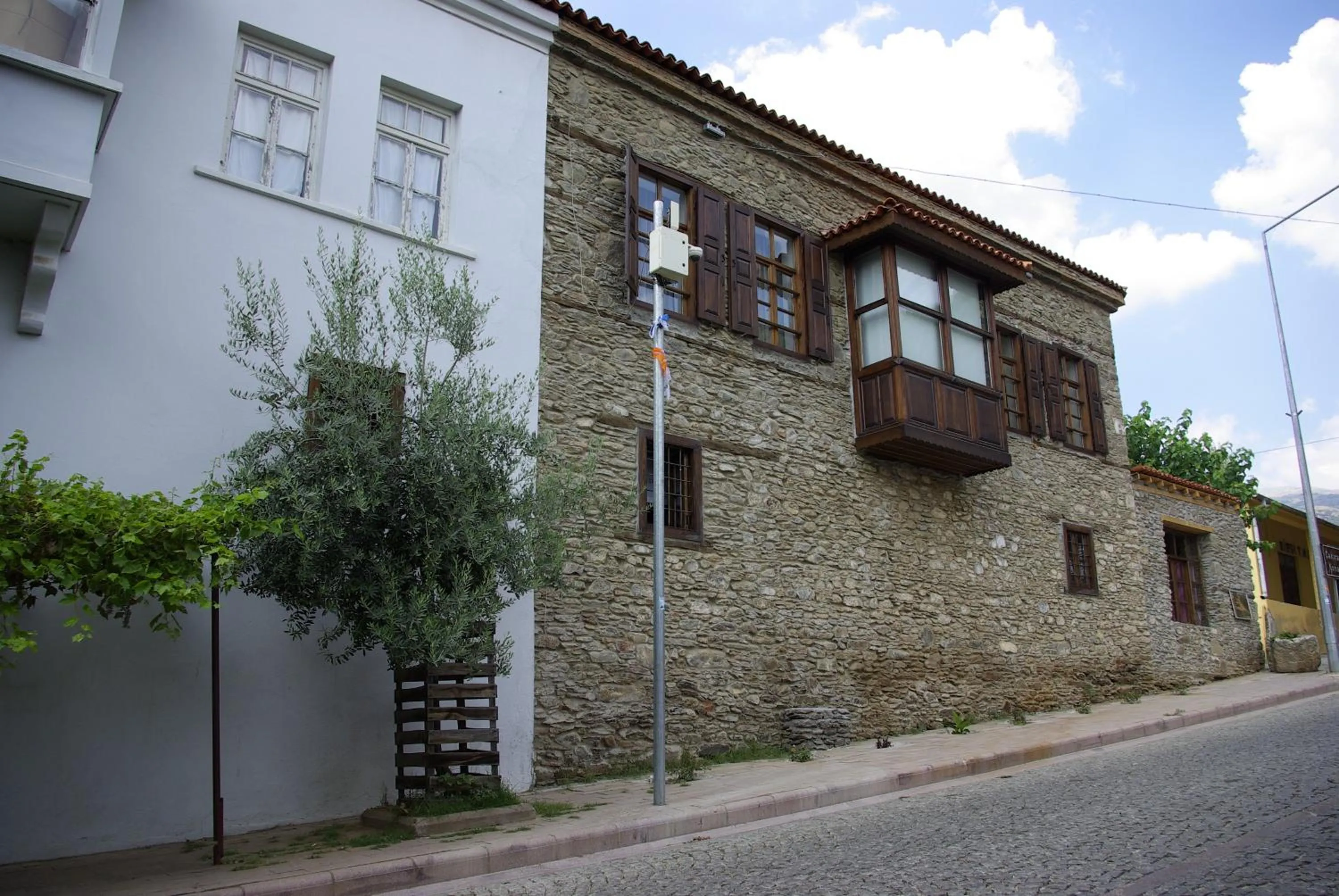 Facade/entrance in Birgi Hotel Saliha Hanim Tas Konak