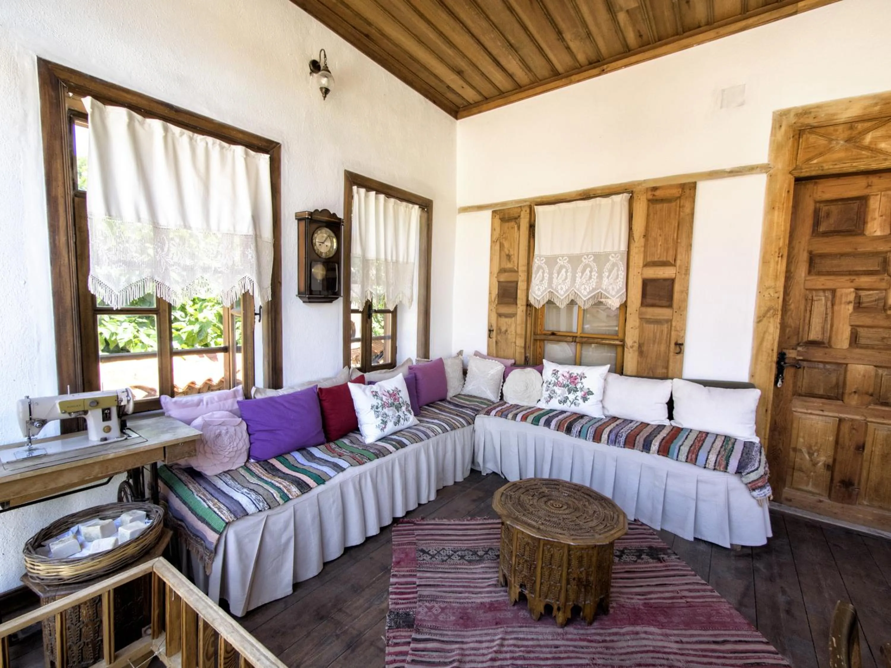 Balcony/Terrace in Birgi Hotel Saliha Hanim Tas Konak