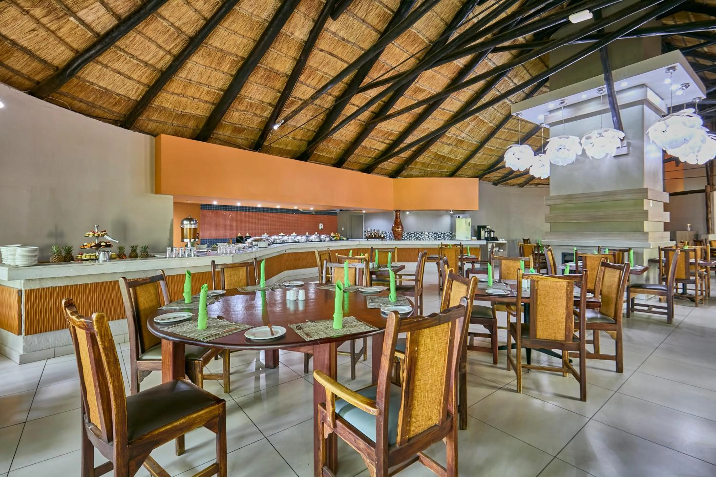 Restaurant/places to eat in Cresta Marang Gardens Hotel