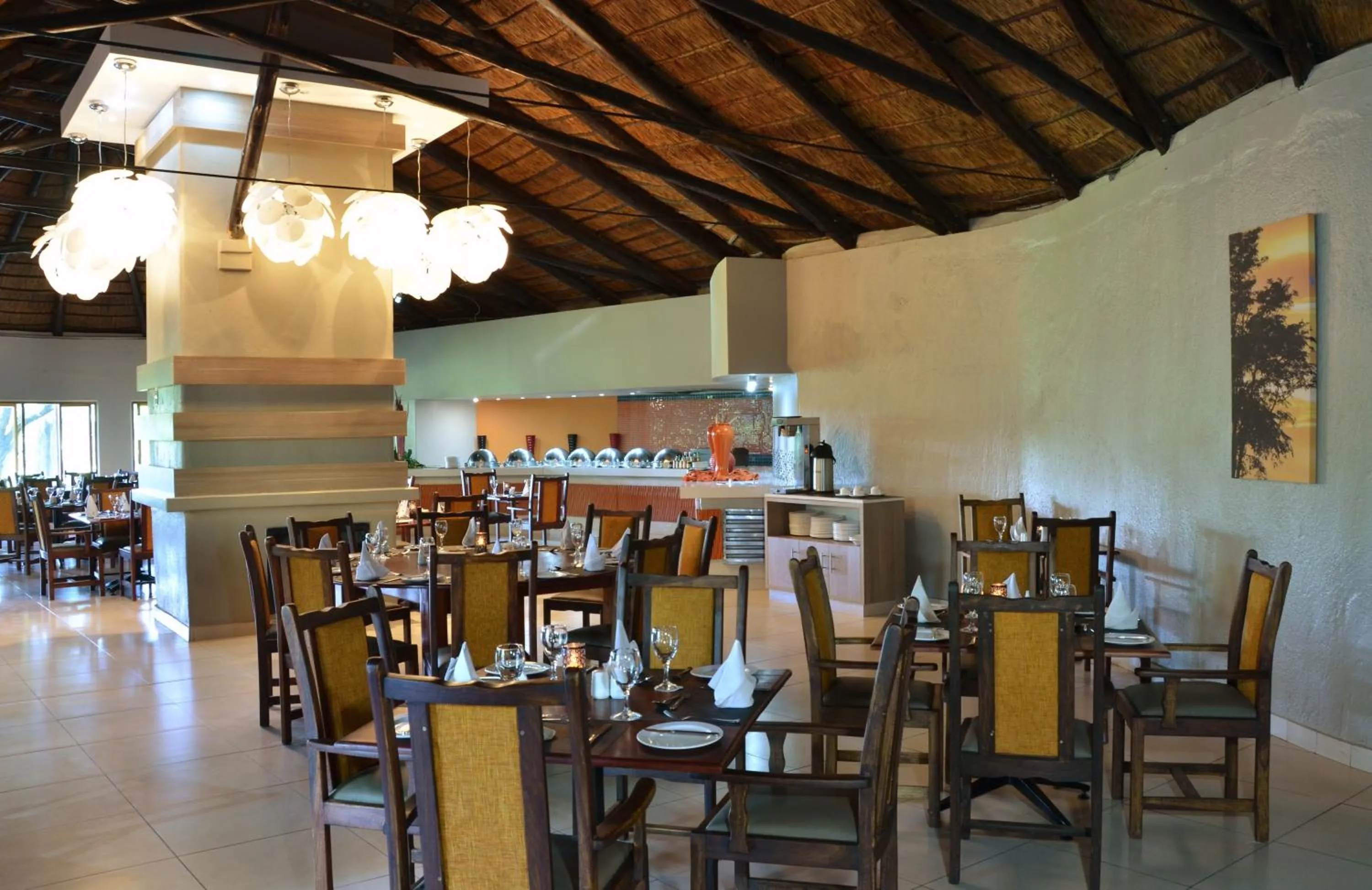 Restaurant/places to eat in Cresta Marang Gardens Hotel