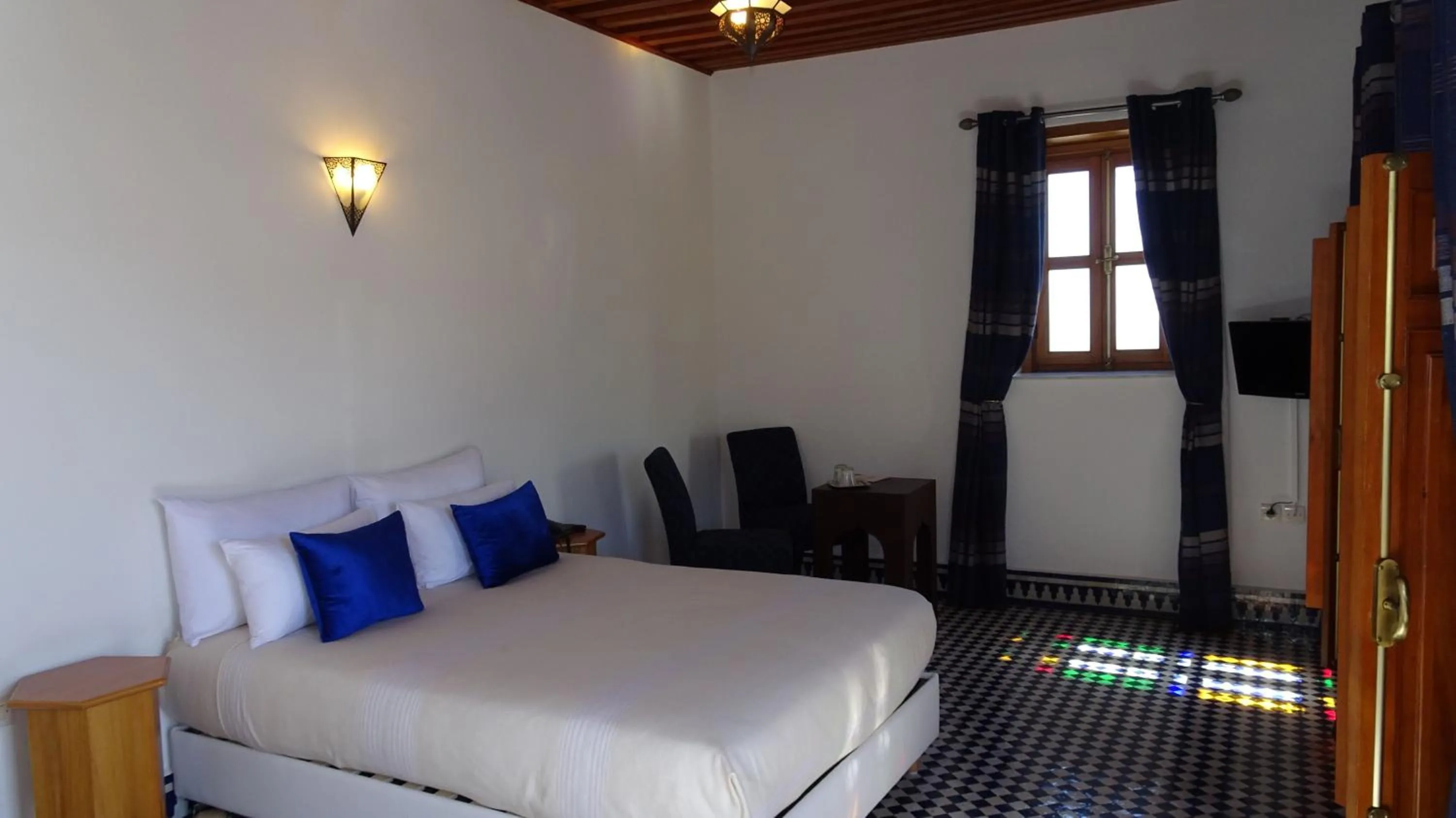 Photo of the whole room, Bed in Riad Sabah