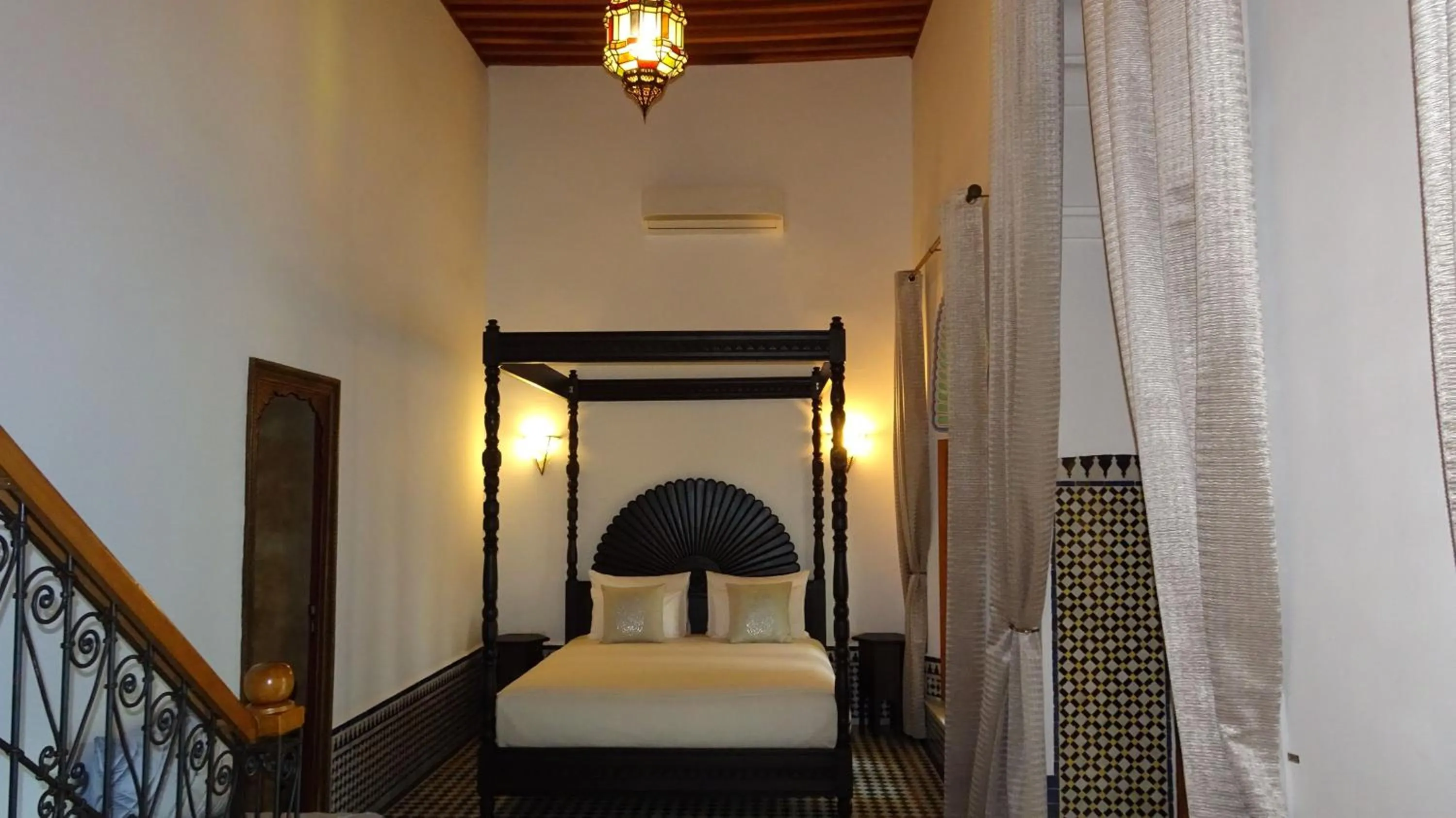 Photo of the whole room, Bed in Riad Sabah