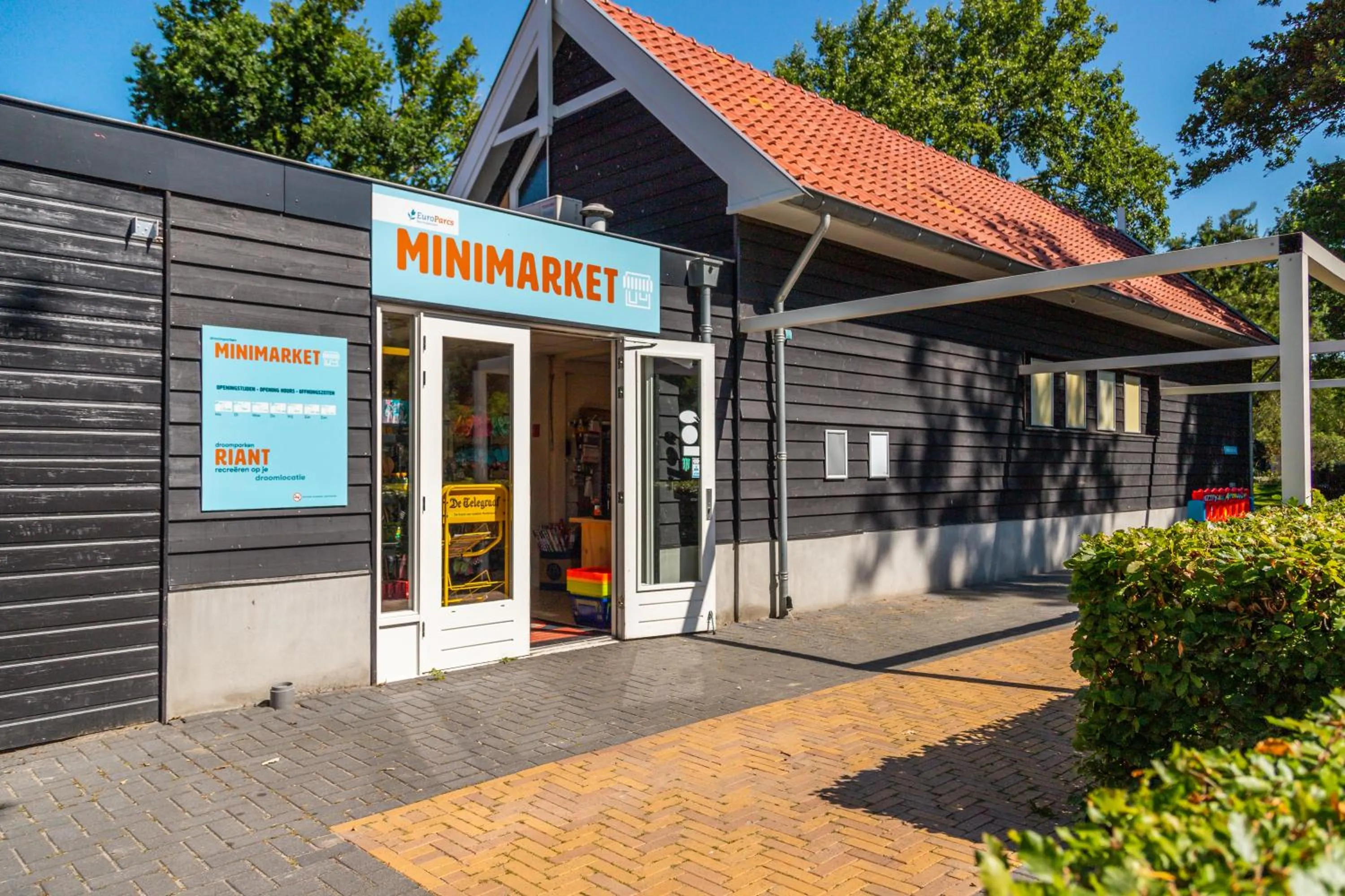 Supermarket/grocery shop in EuroParcs Bad Hoophuizen