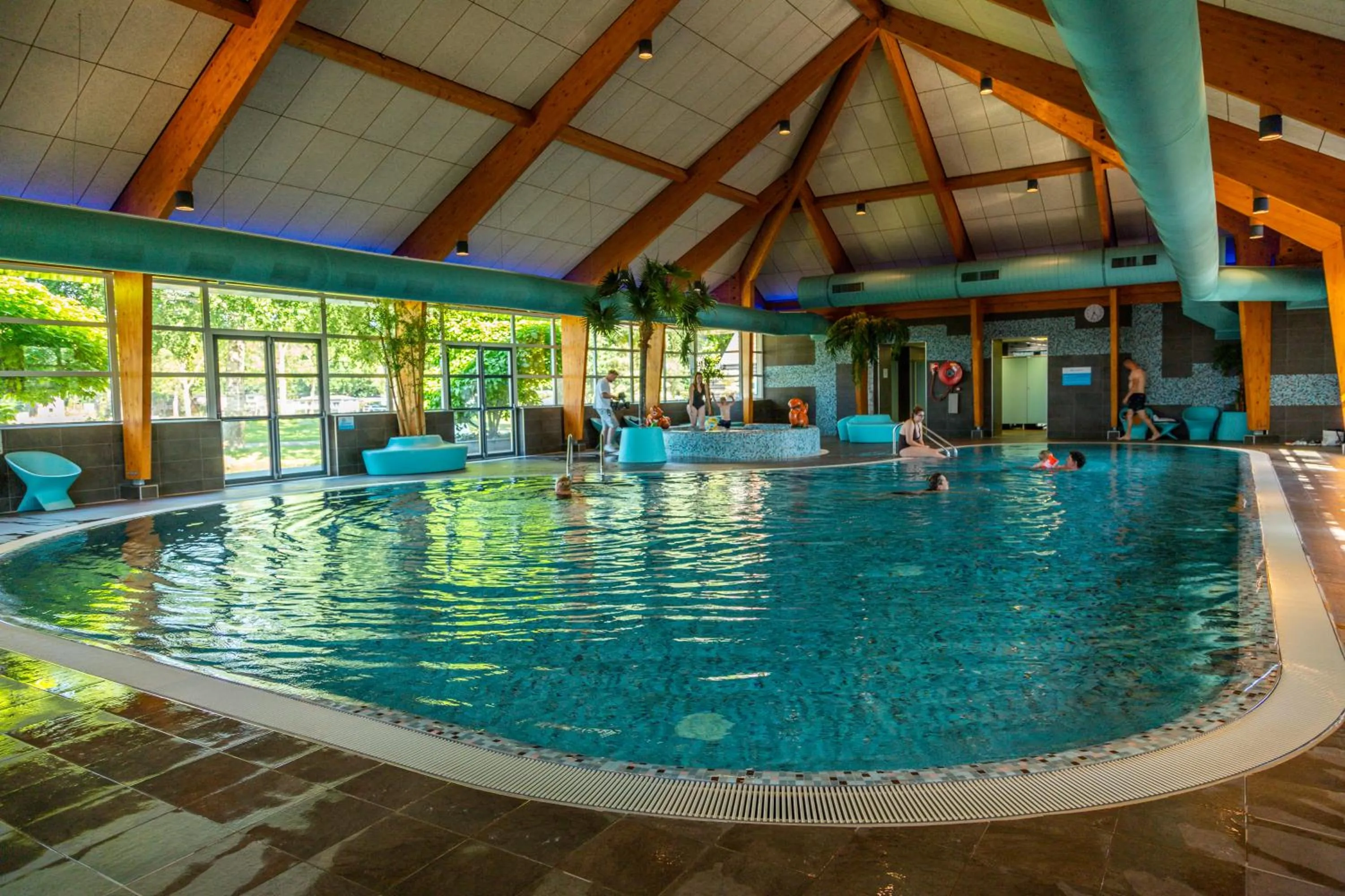 Swimming pool in EuroParcs Bad Hoophuizen