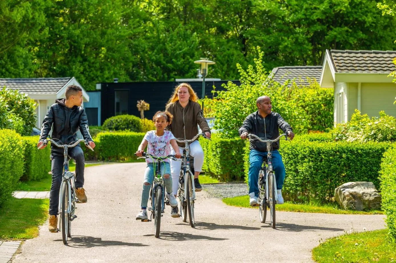 People in EuroParcs Molengroet