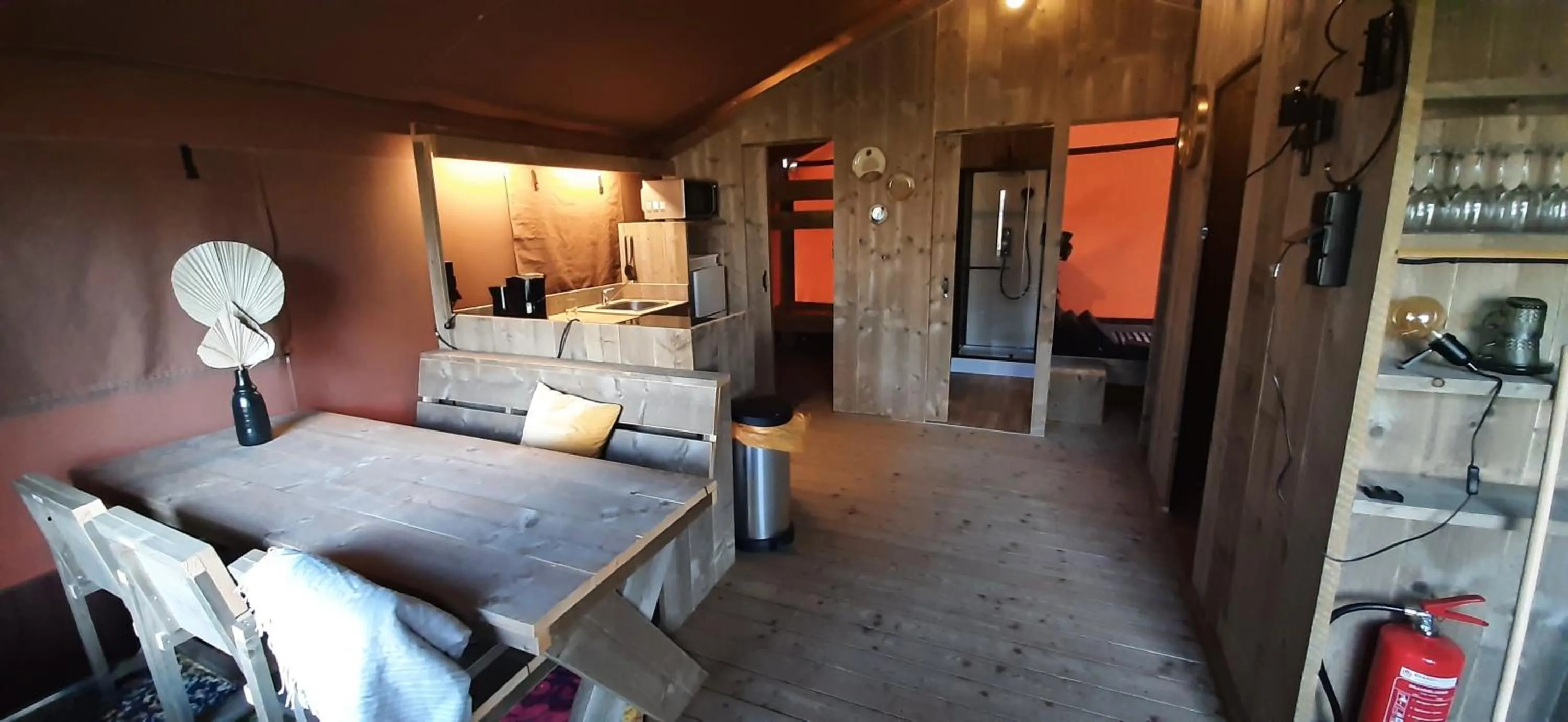 Bed in EuroParcs Molengroet