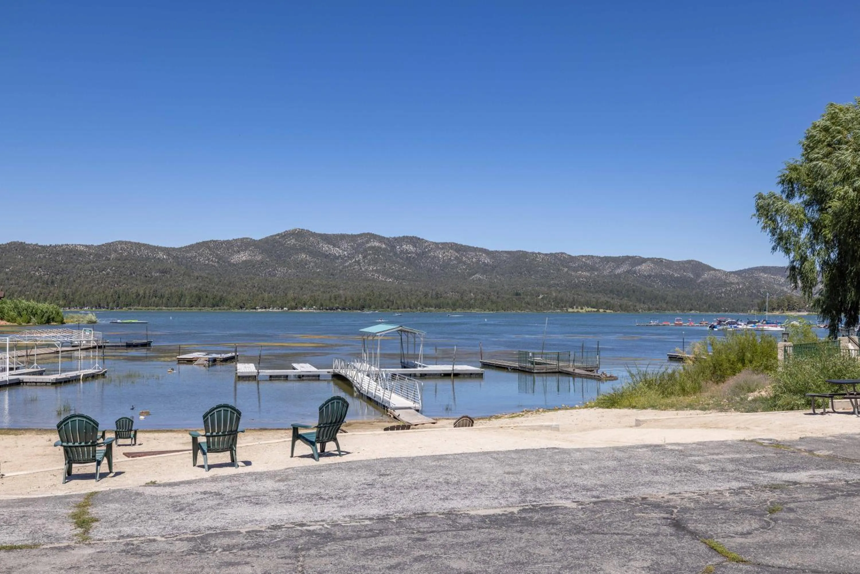 Natural landscape in Big Bear Lakefront Lodge