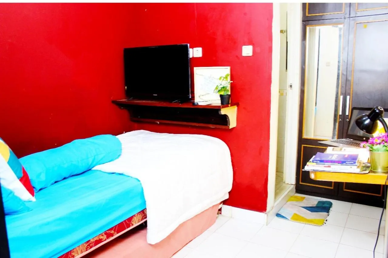 Bed in Lagura Residence