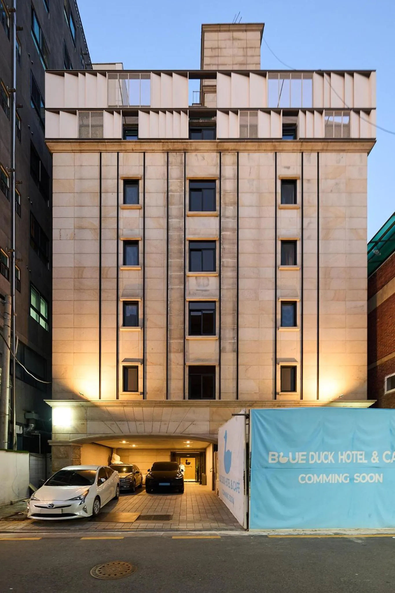 Property building in Blueduck hotel