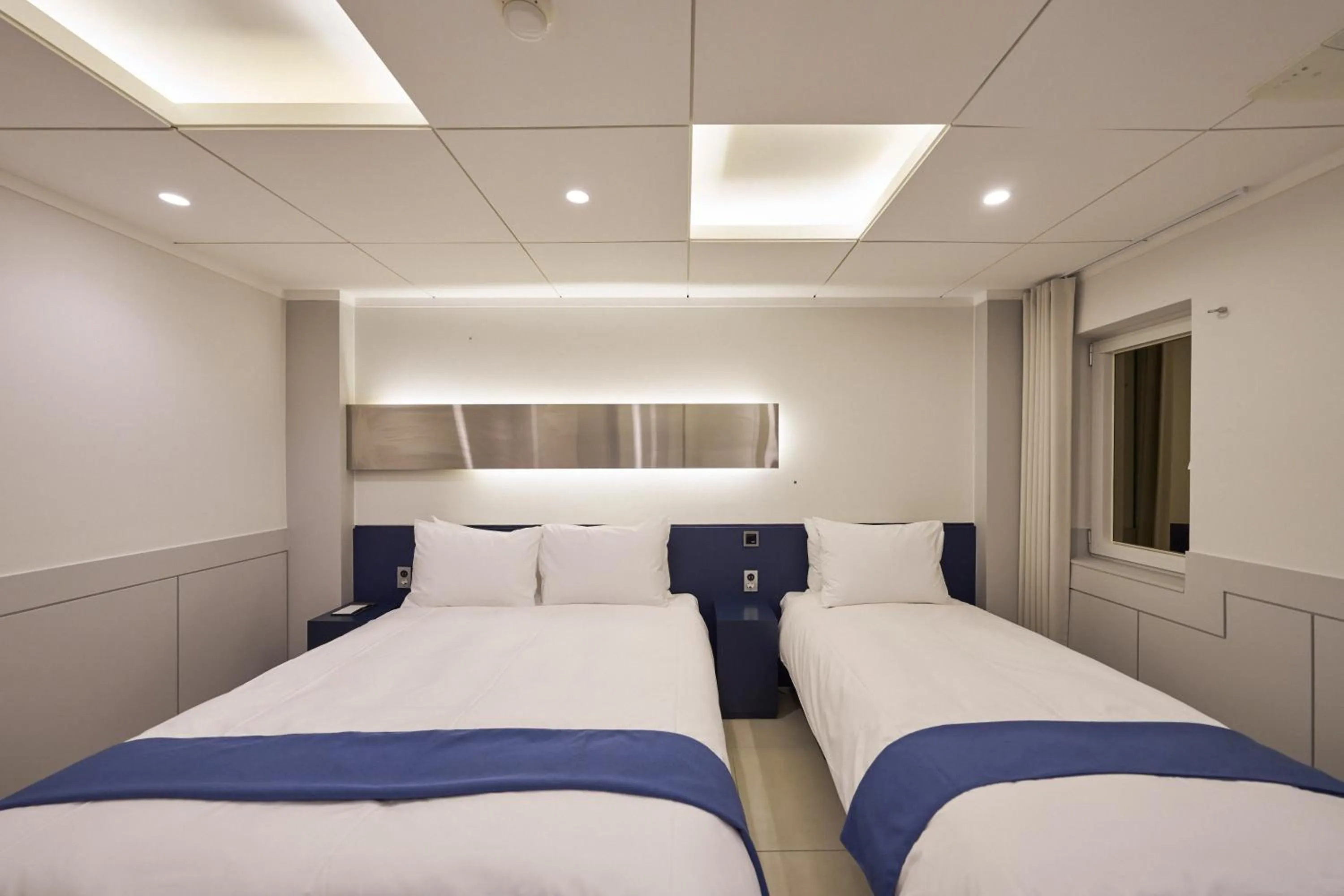 Bed in Blueduck hotel