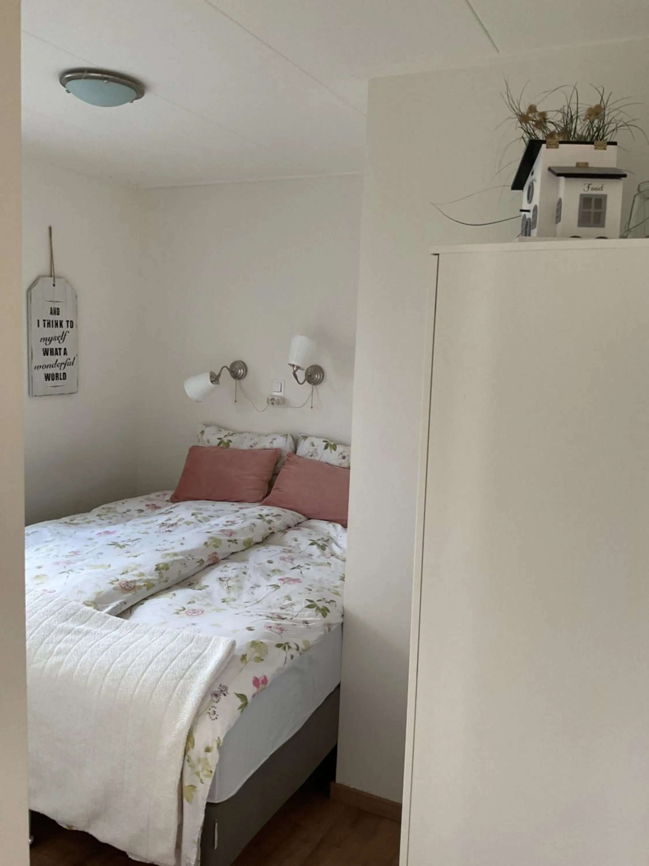 Bed in B&B De Singel