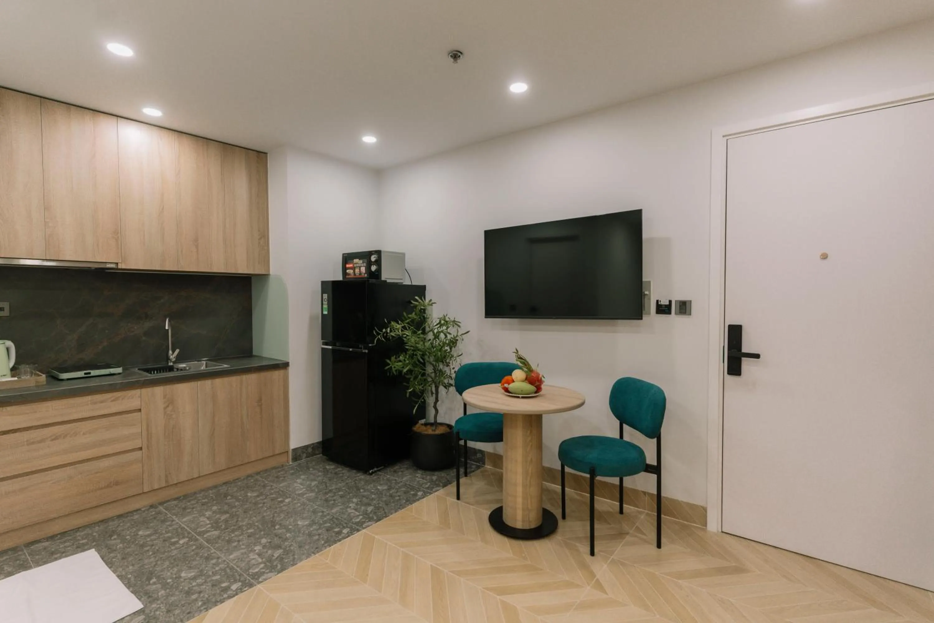 TV and multimedia in EL Where Hotel