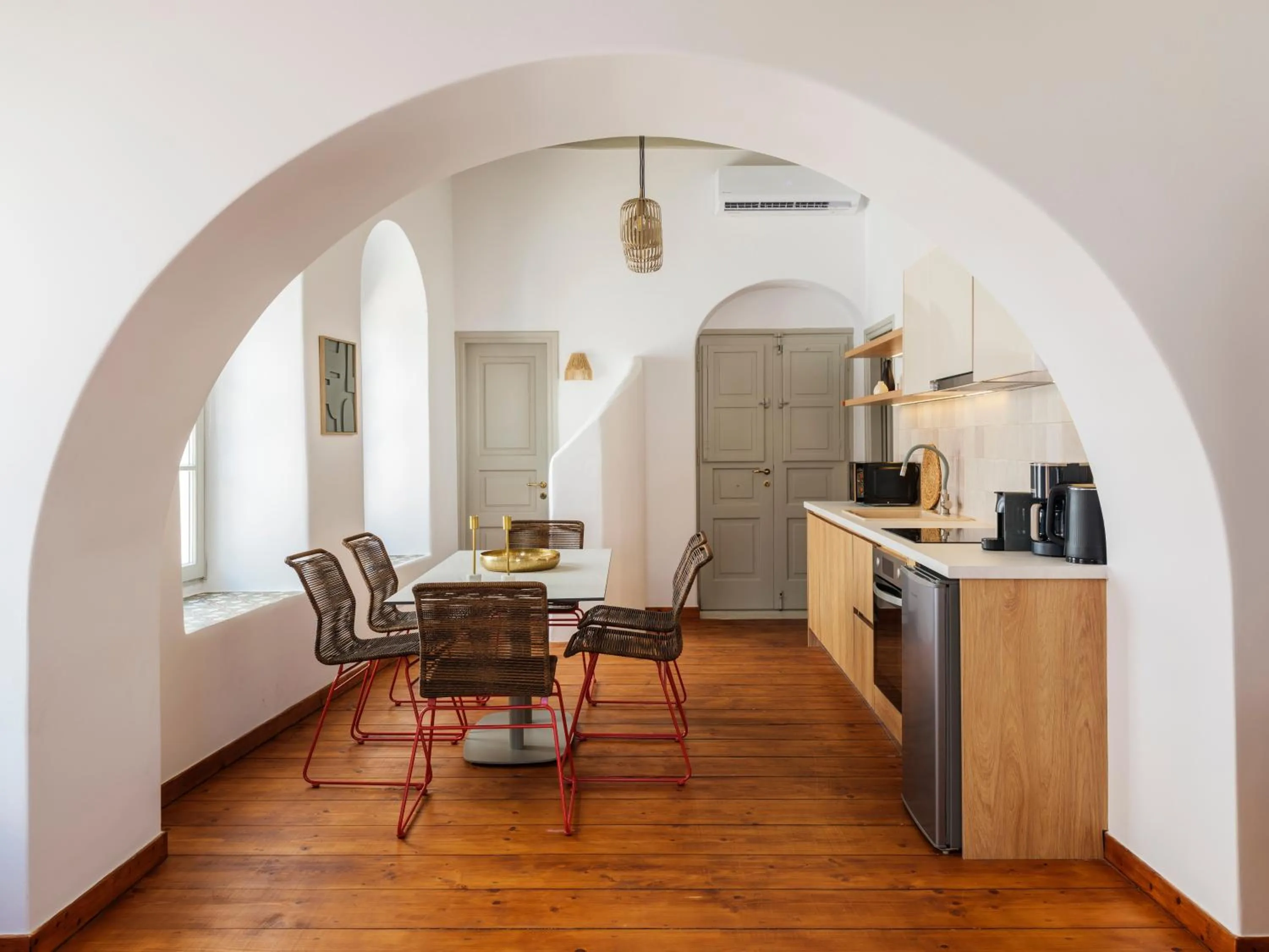 Dining area in Mr & Mrs Mykonos The Residence