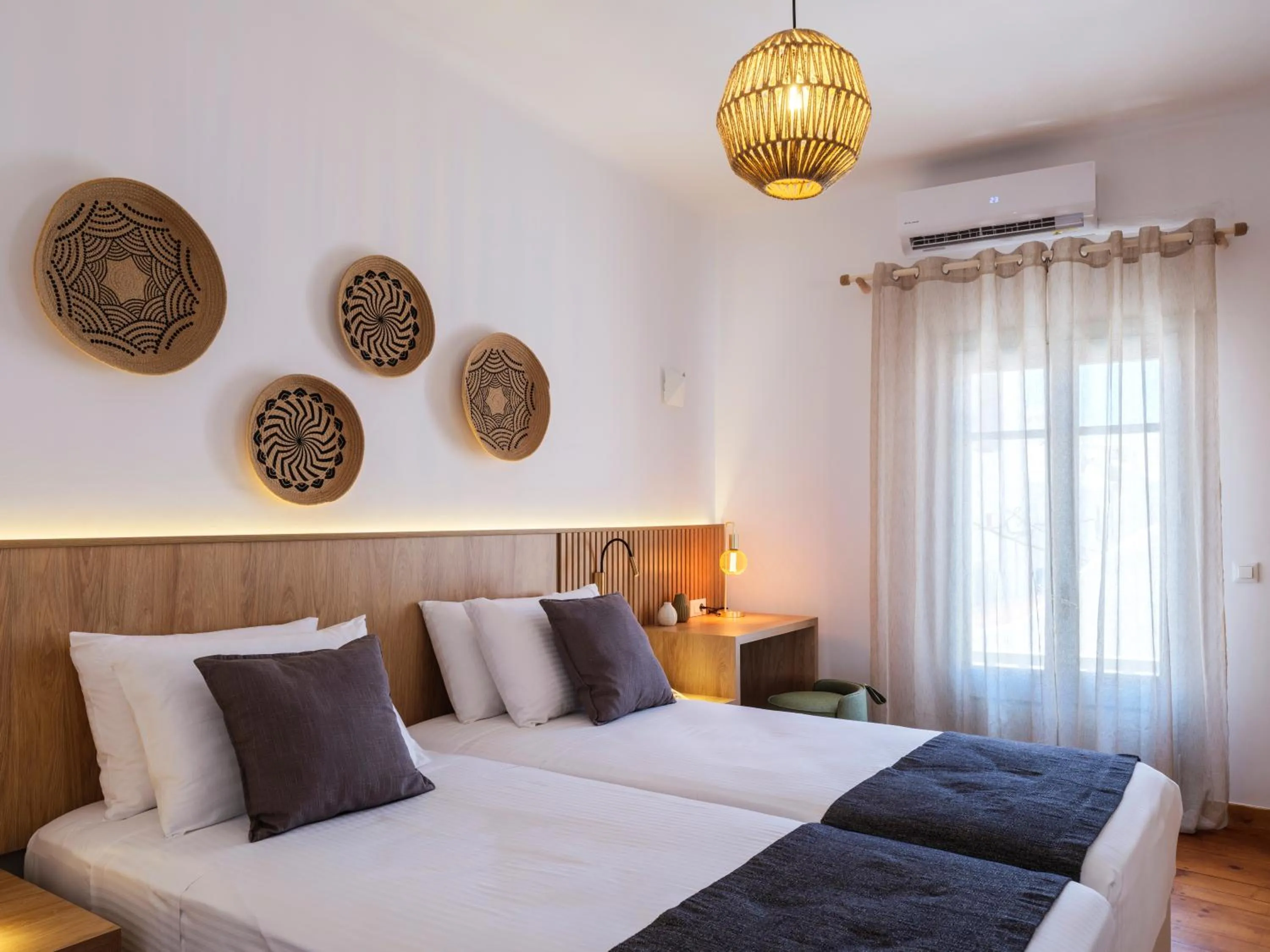 Bed in Mr & Mrs Mykonos The Residence