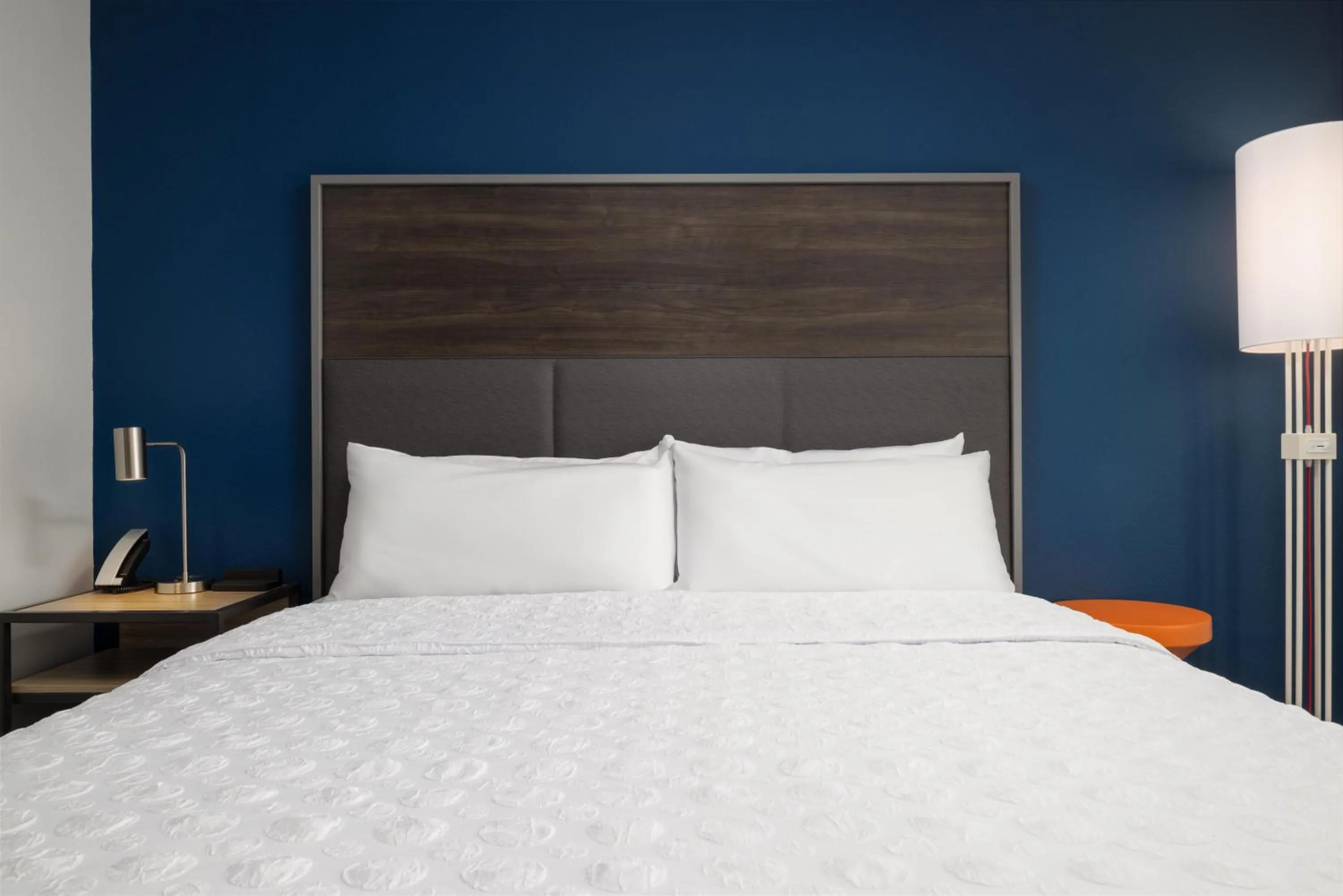 Bed in Tru By Hilton Cleveland, TN